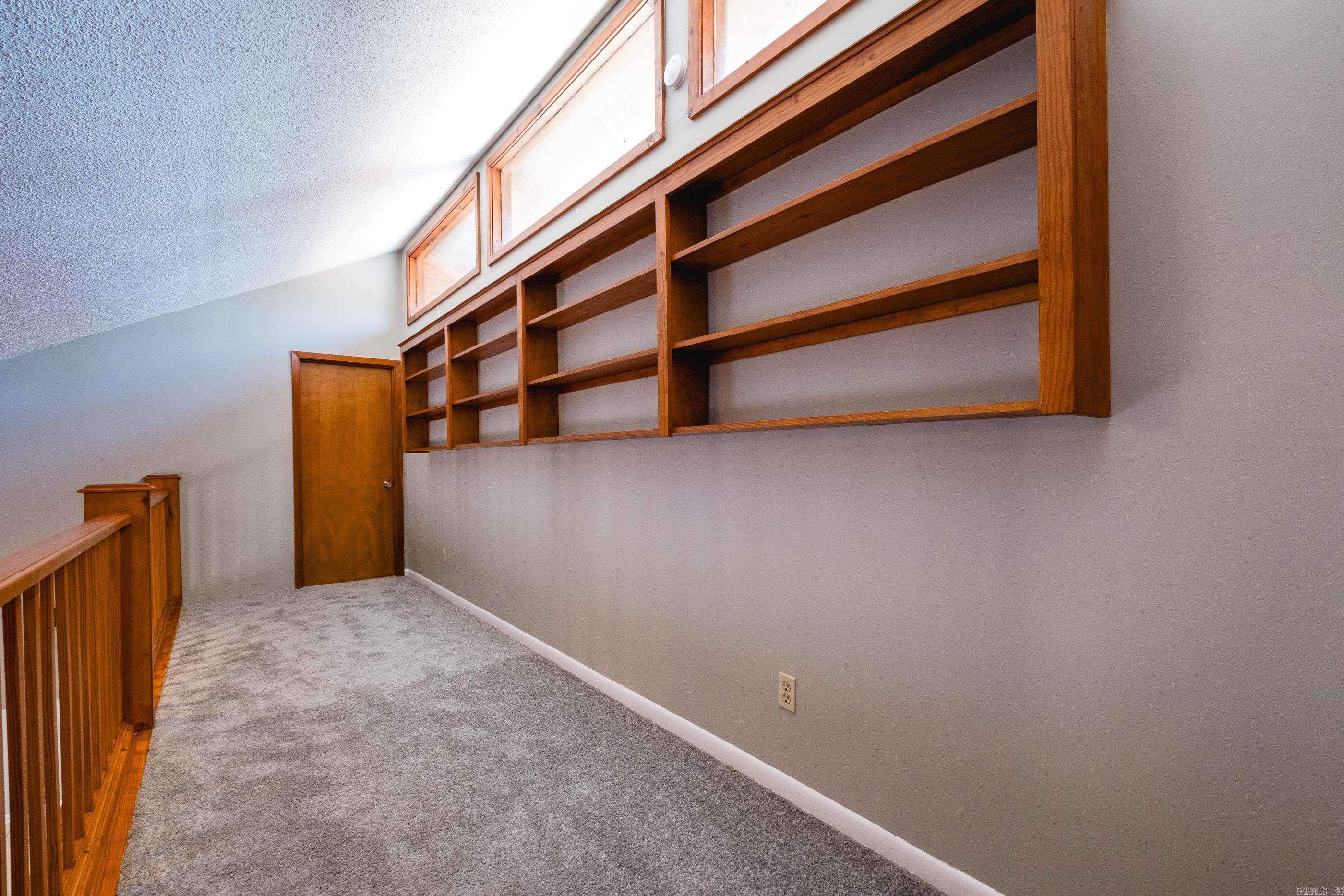 OTTER CREEK COMMUNITY - Residential