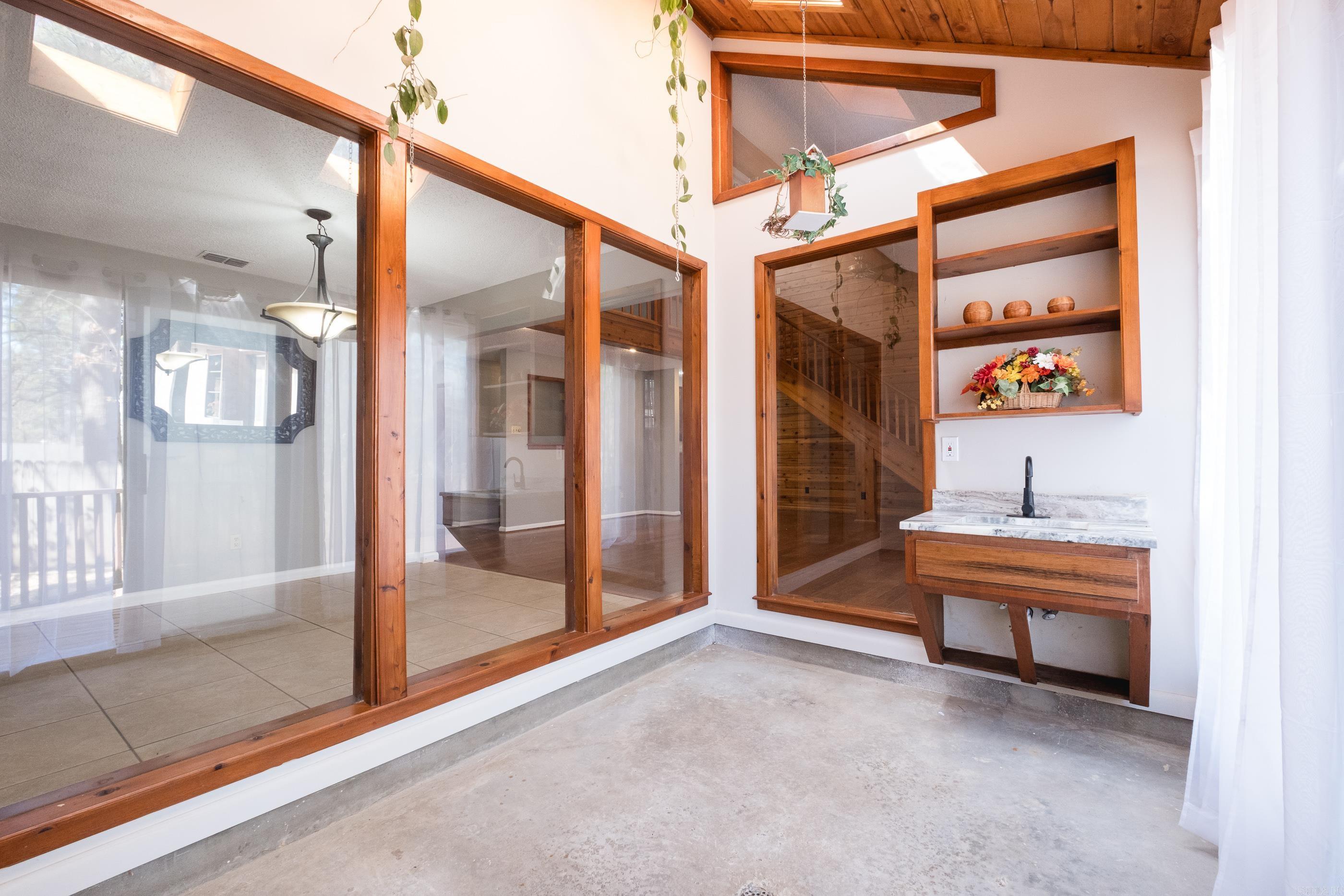 OTTER CREEK COMMUNITY - Residential