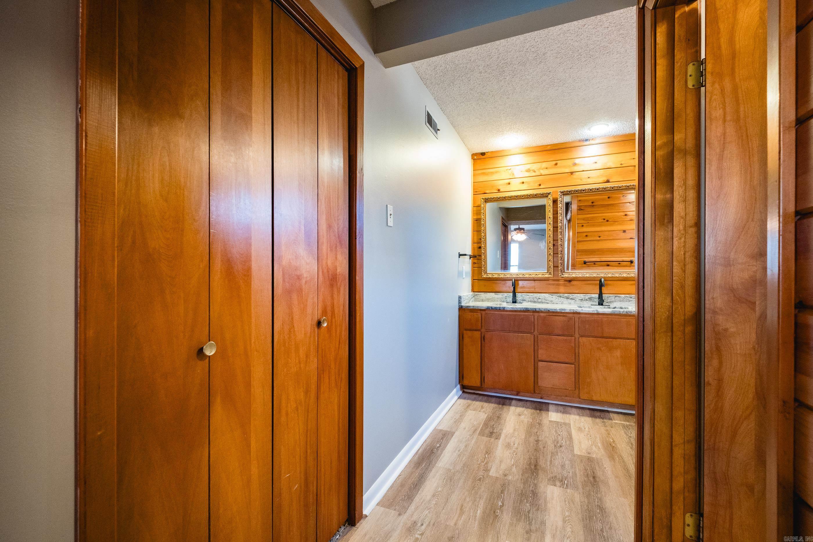 OTTER CREEK COMMUNITY - Residential