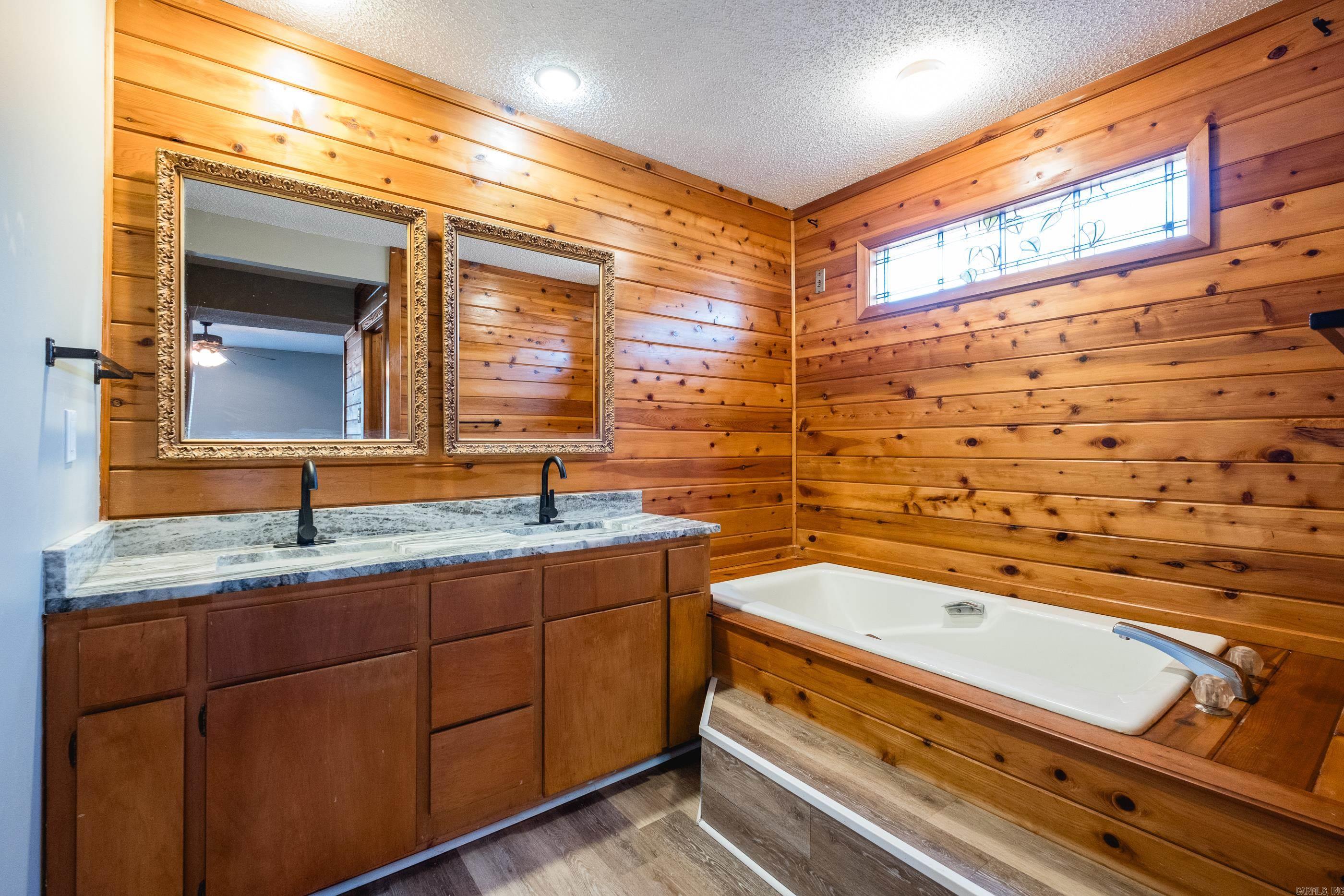 OTTER CREEK COMMUNITY - Residential