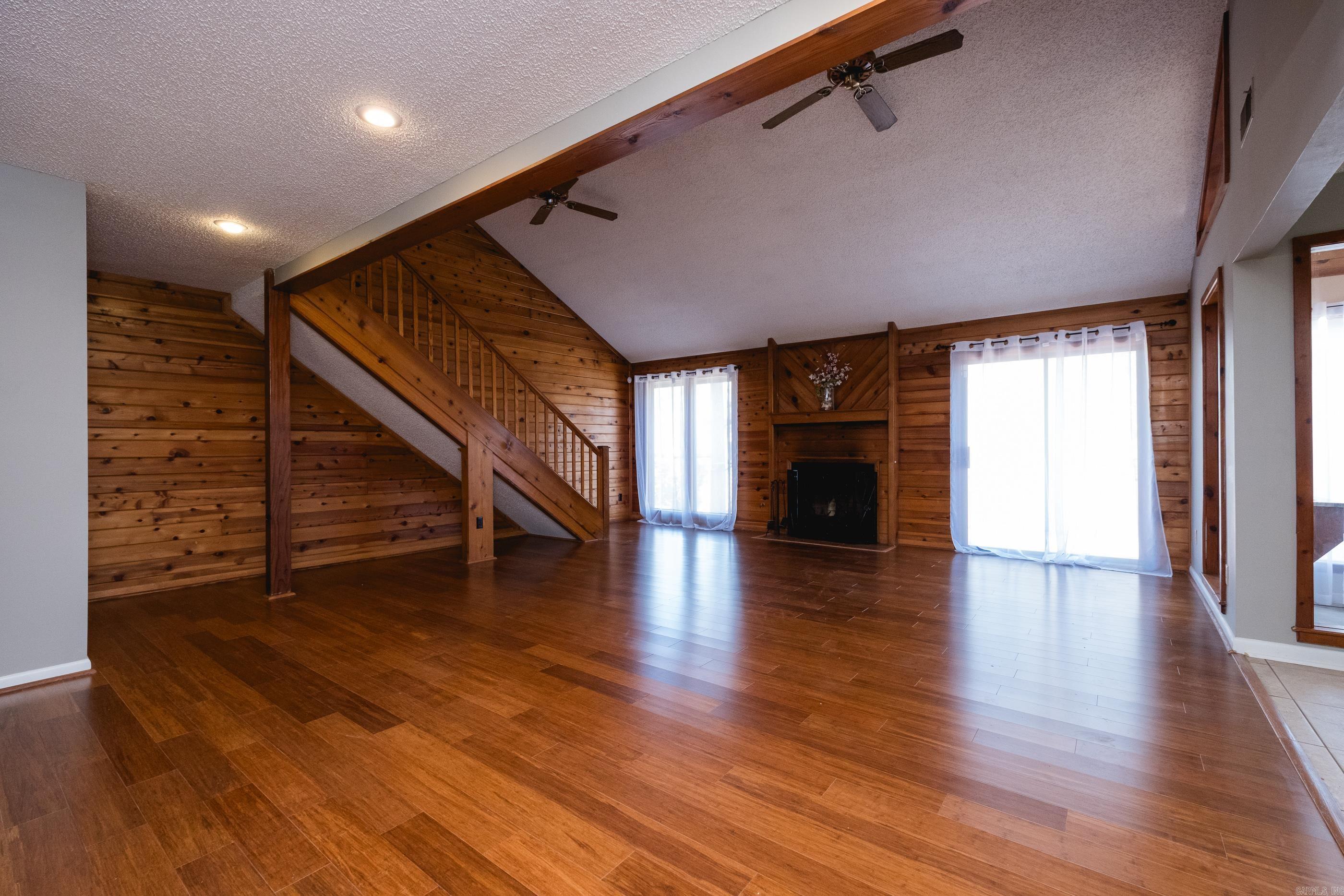 OTTER CREEK COMMUNITY - Residential