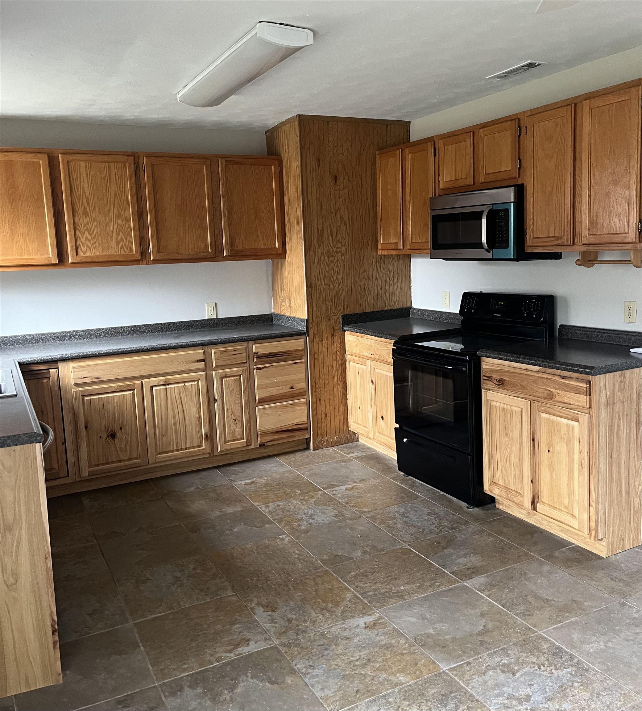 CIRCLE LAKE - Residential