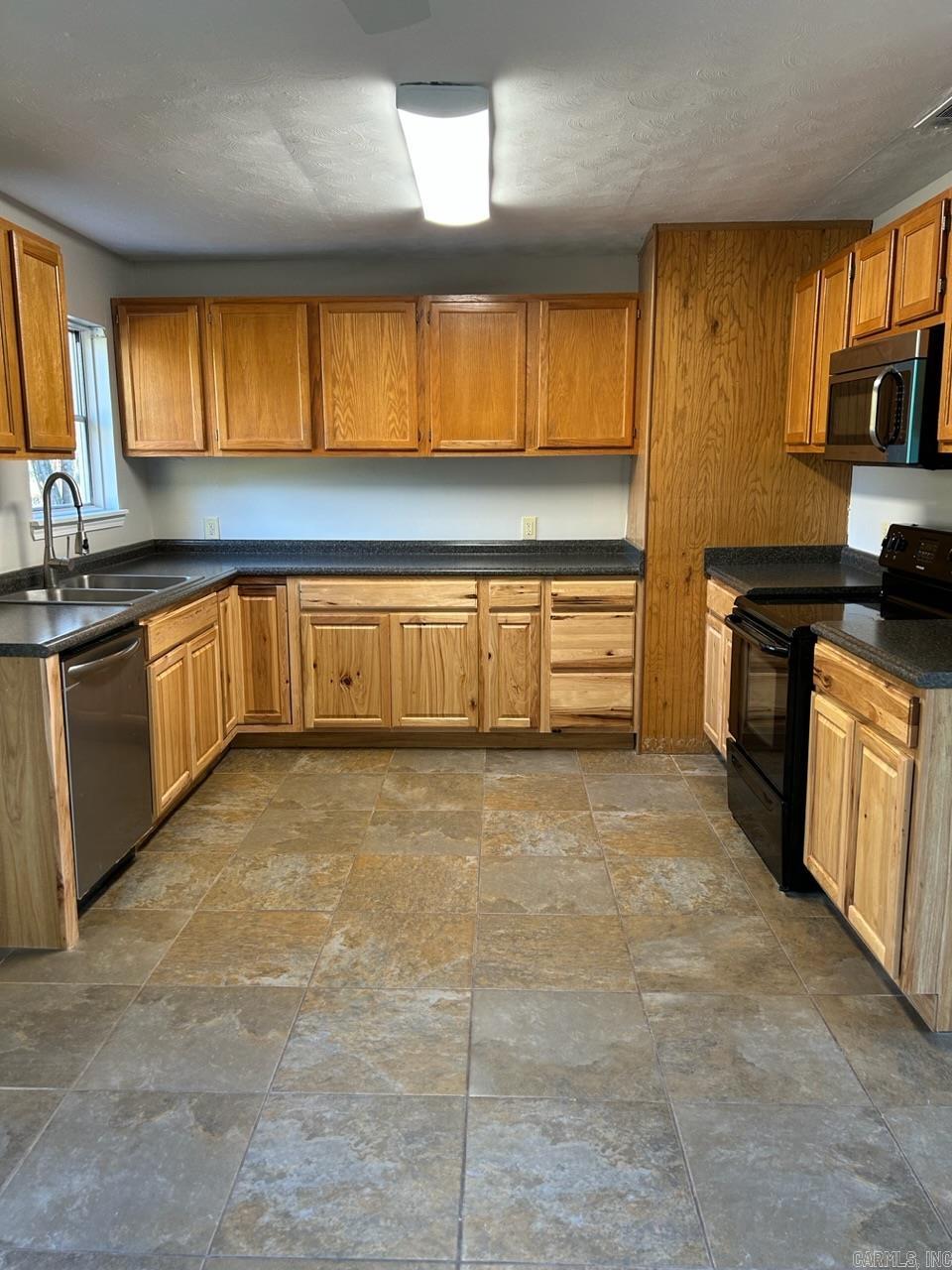 CIRCLE LAKE - Residential