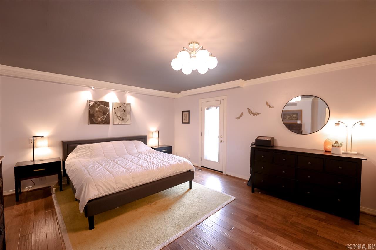 Thompson Heights - Residential