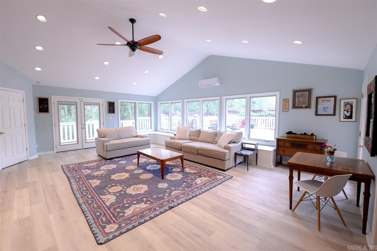 Thompson Heights - Residential