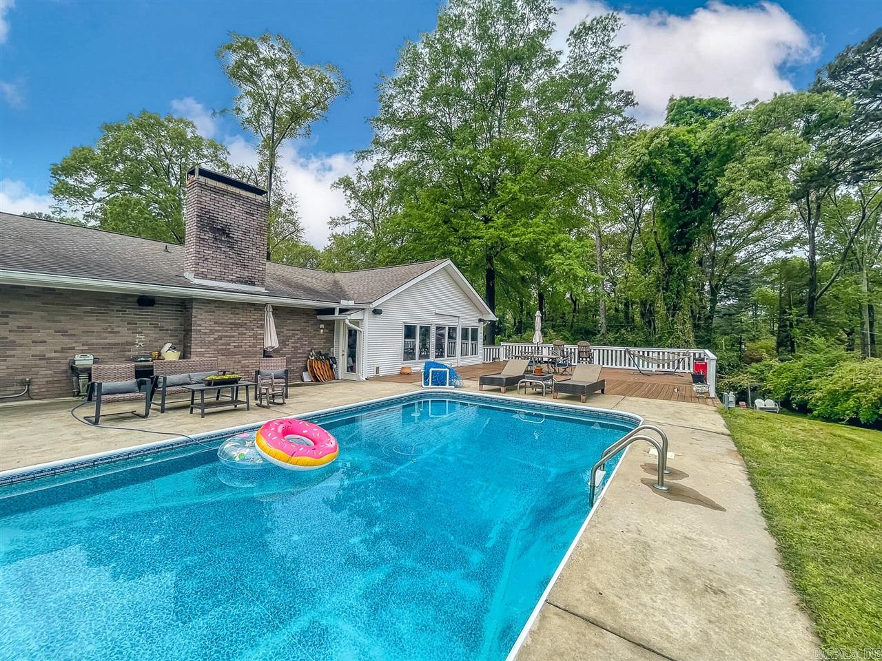 Thompson Heights - Residential