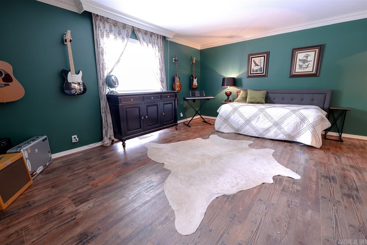 Thompson Heights - Residential