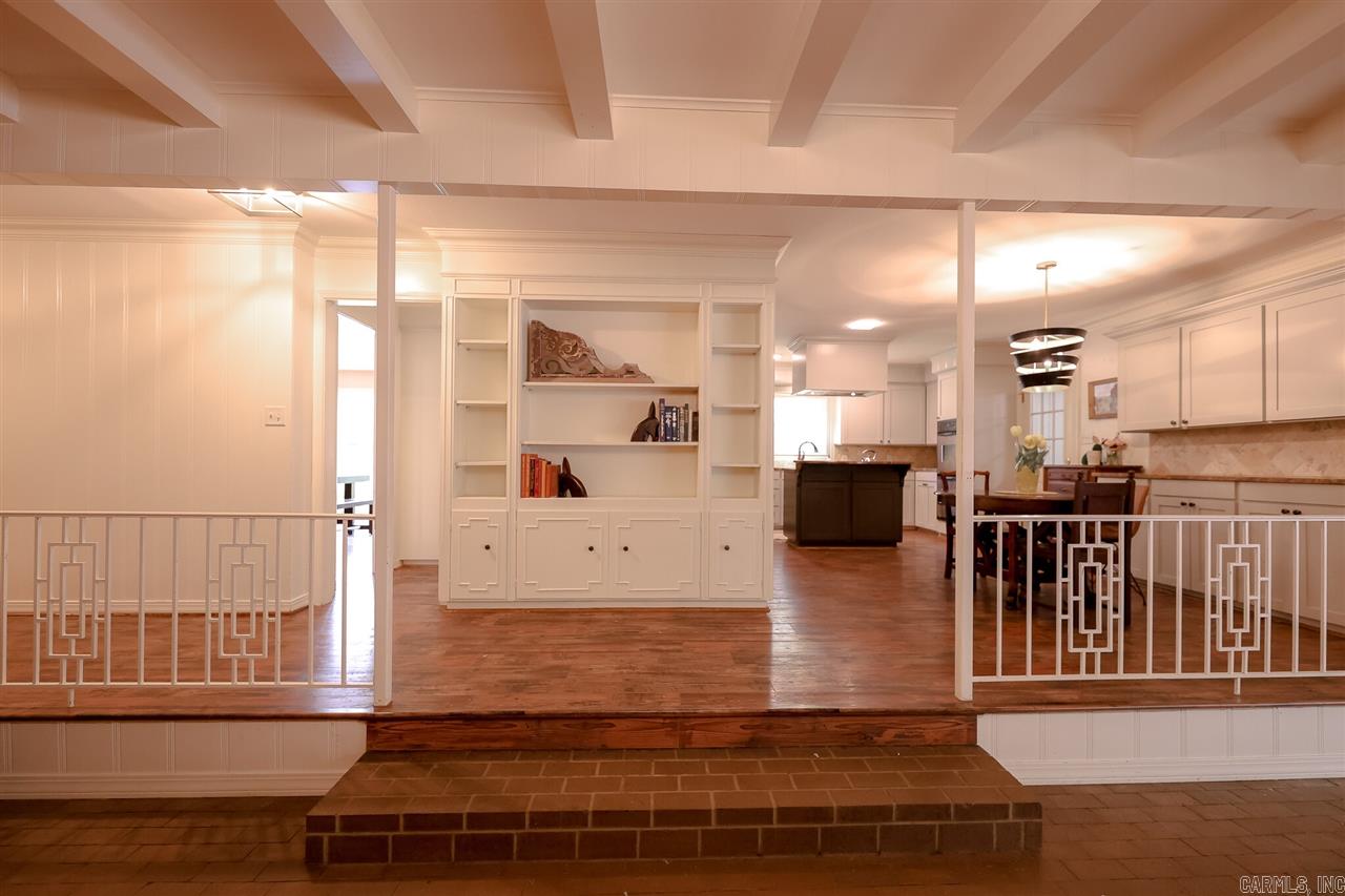 Thompson Heights - Residential