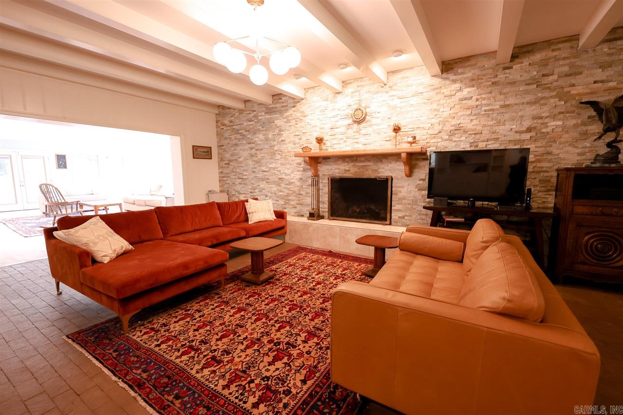 Thompson Heights - Residential