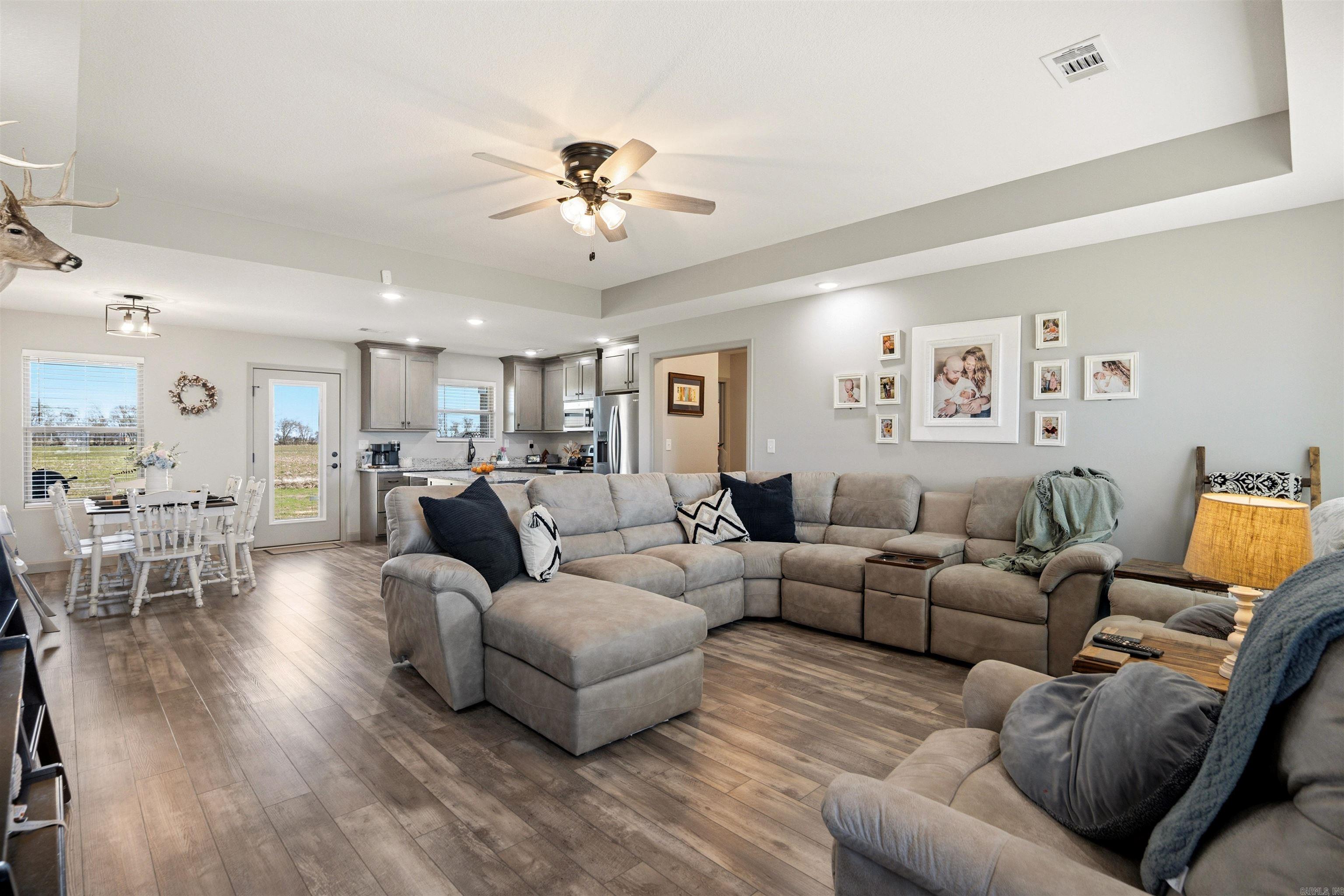 STELLA ESTATES - Residential