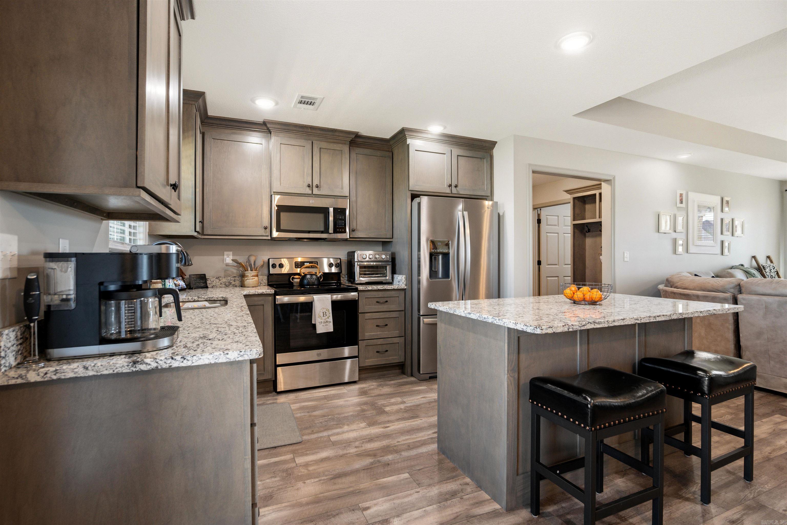 STELLA ESTATES - Residential