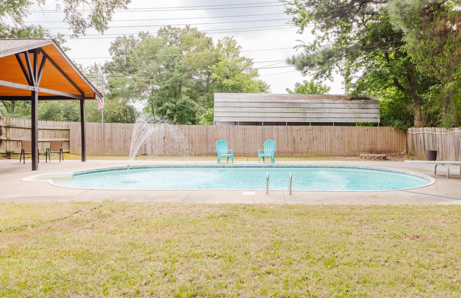 BRIAR SPRINGS - Residential