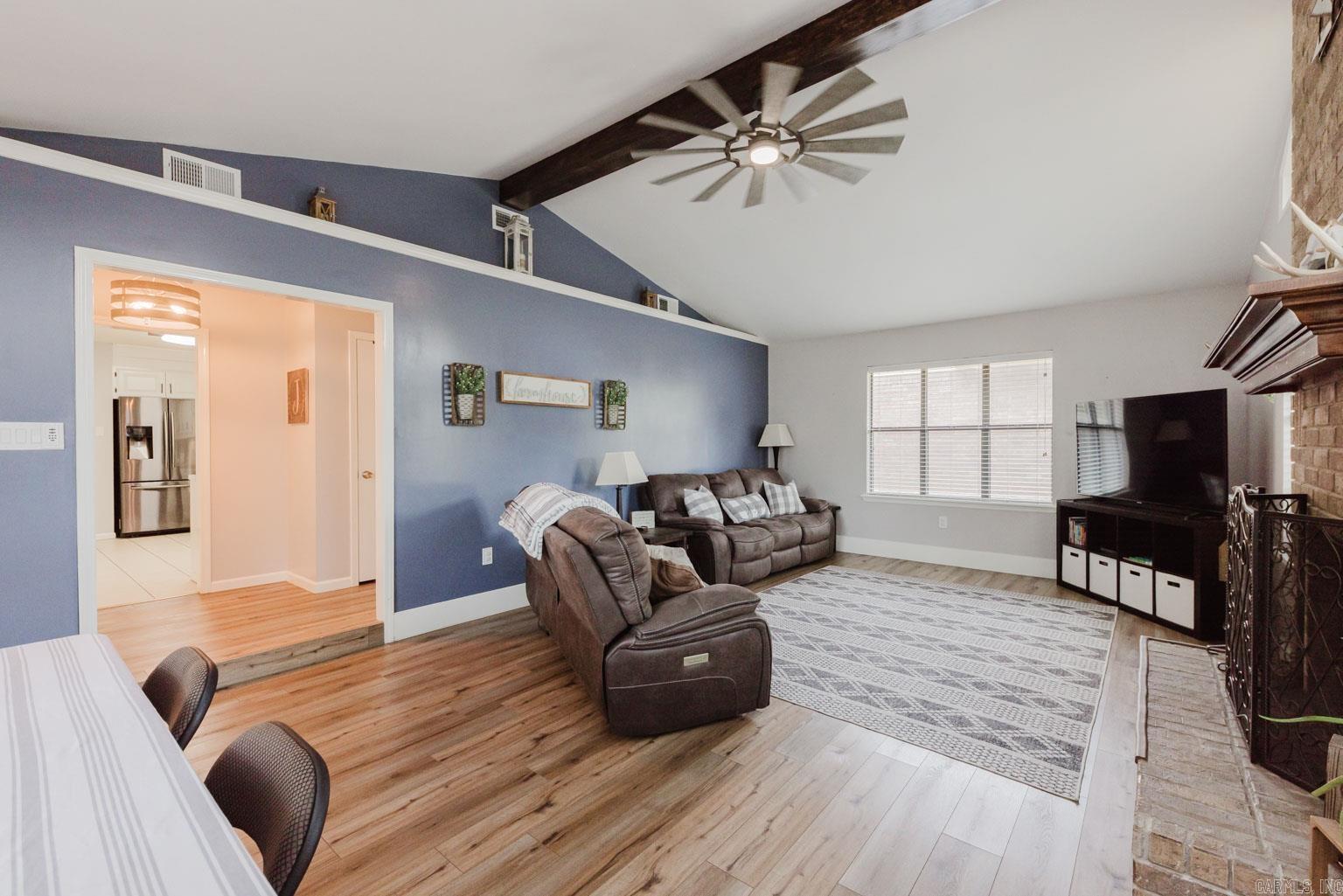 BRIAR SPRINGS - Residential