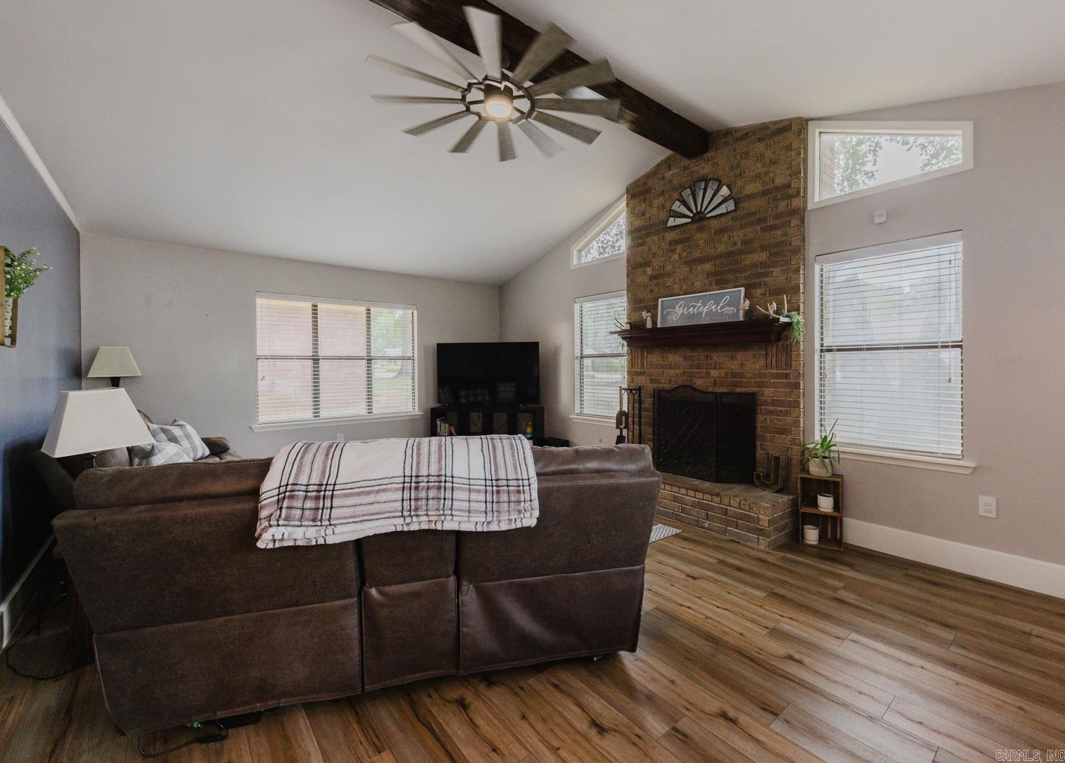 BRIAR SPRINGS - Residential