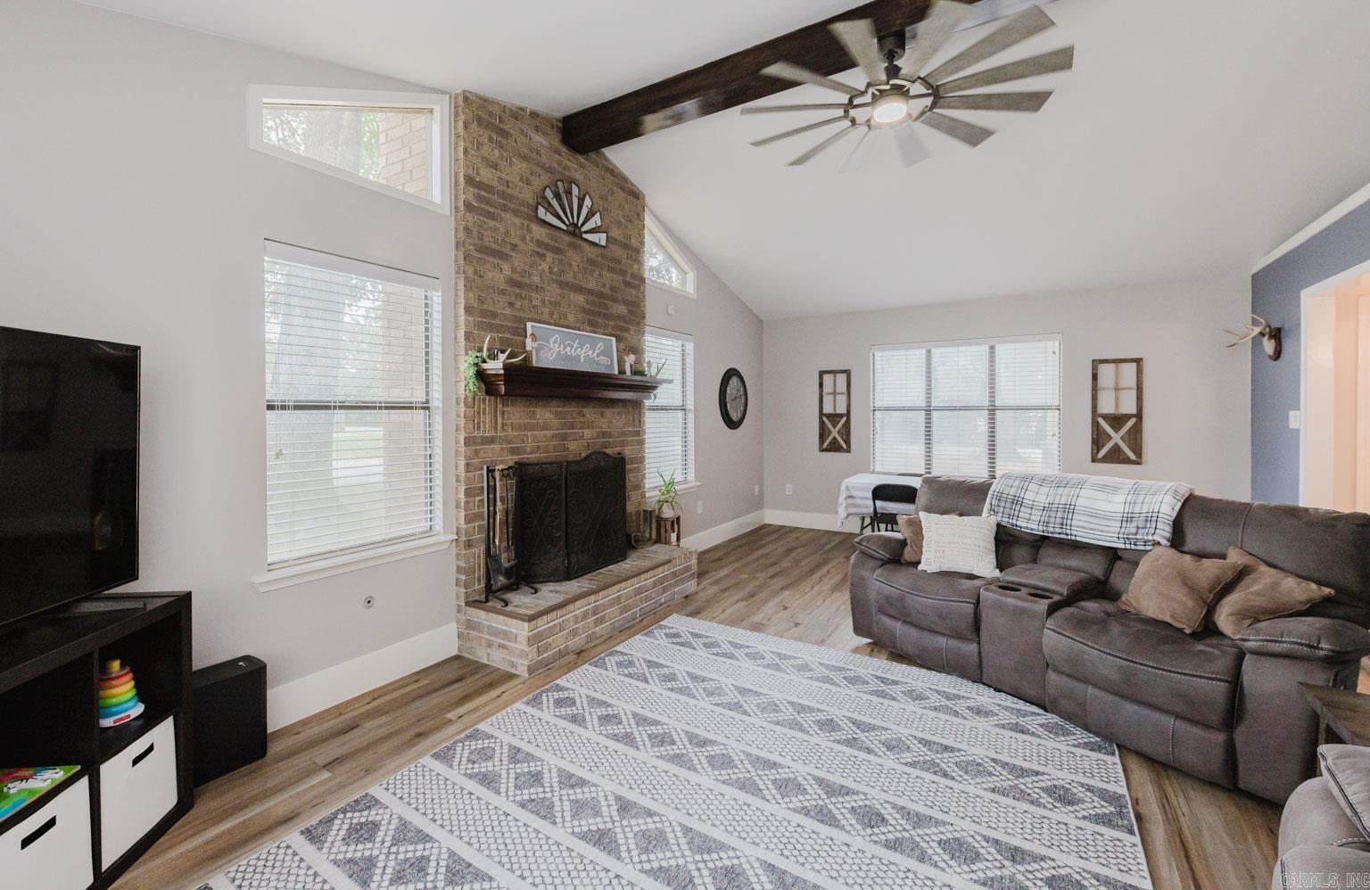 BRIAR SPRINGS - Residential