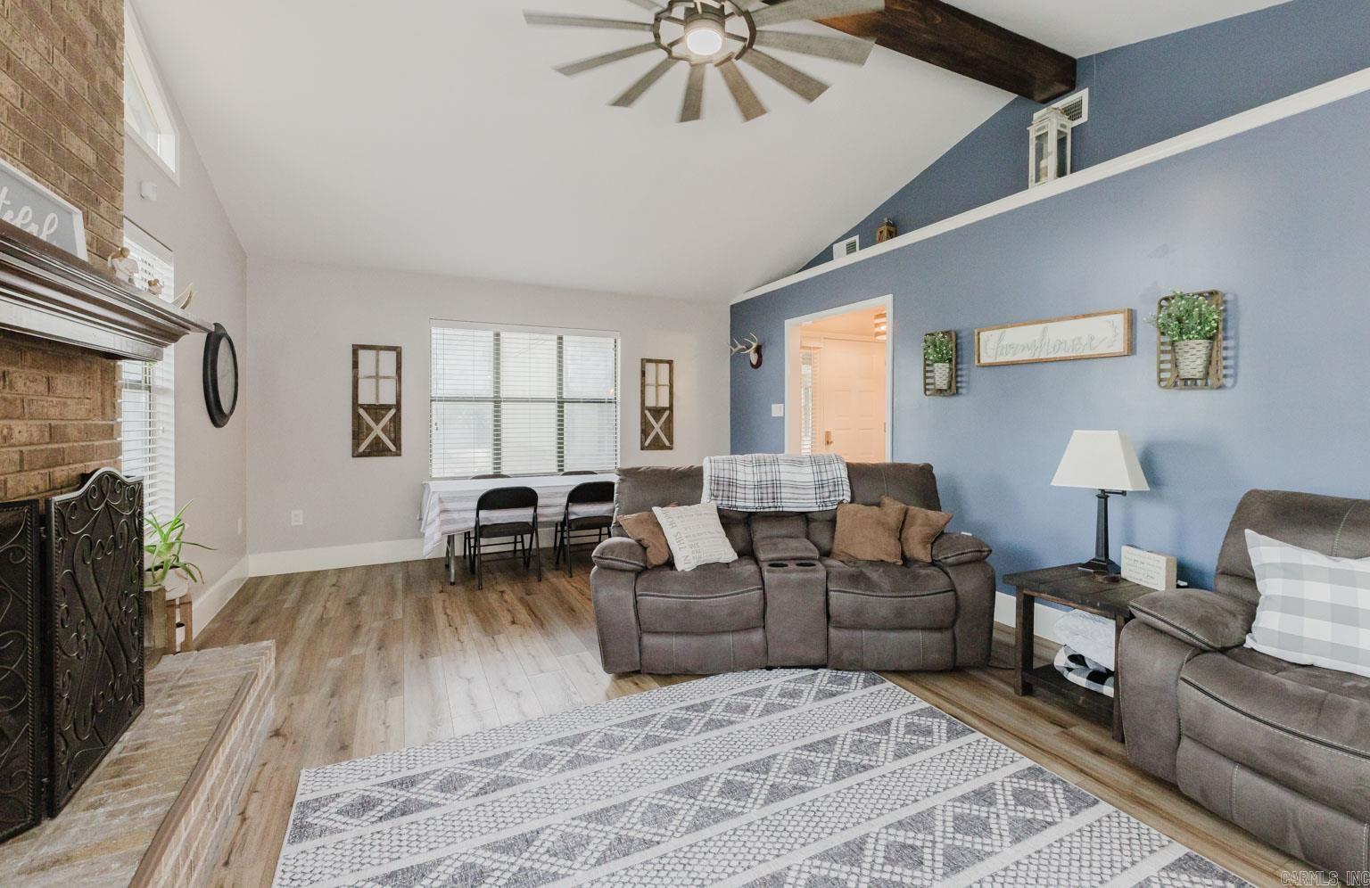 BRIAR SPRINGS - Residential