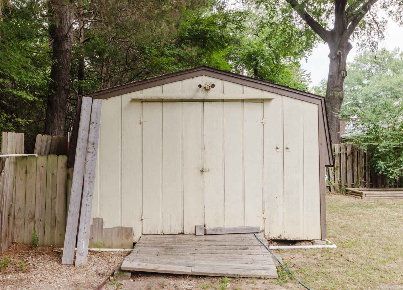 BRIAR SPRINGS - Residential