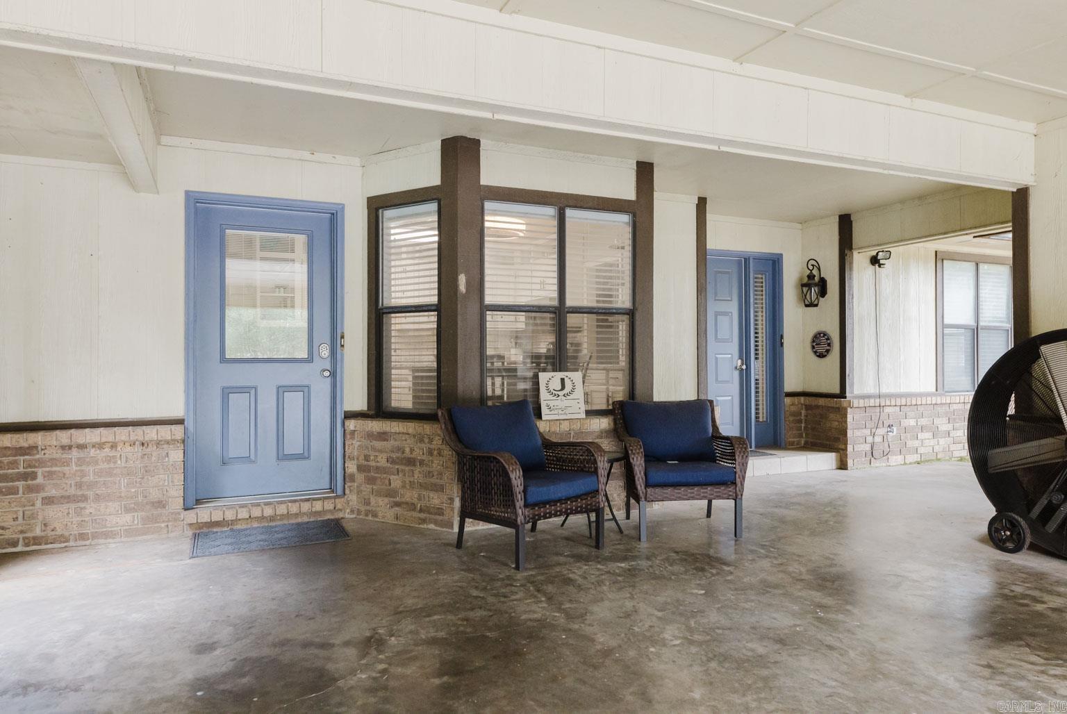 BRIAR SPRINGS - Residential