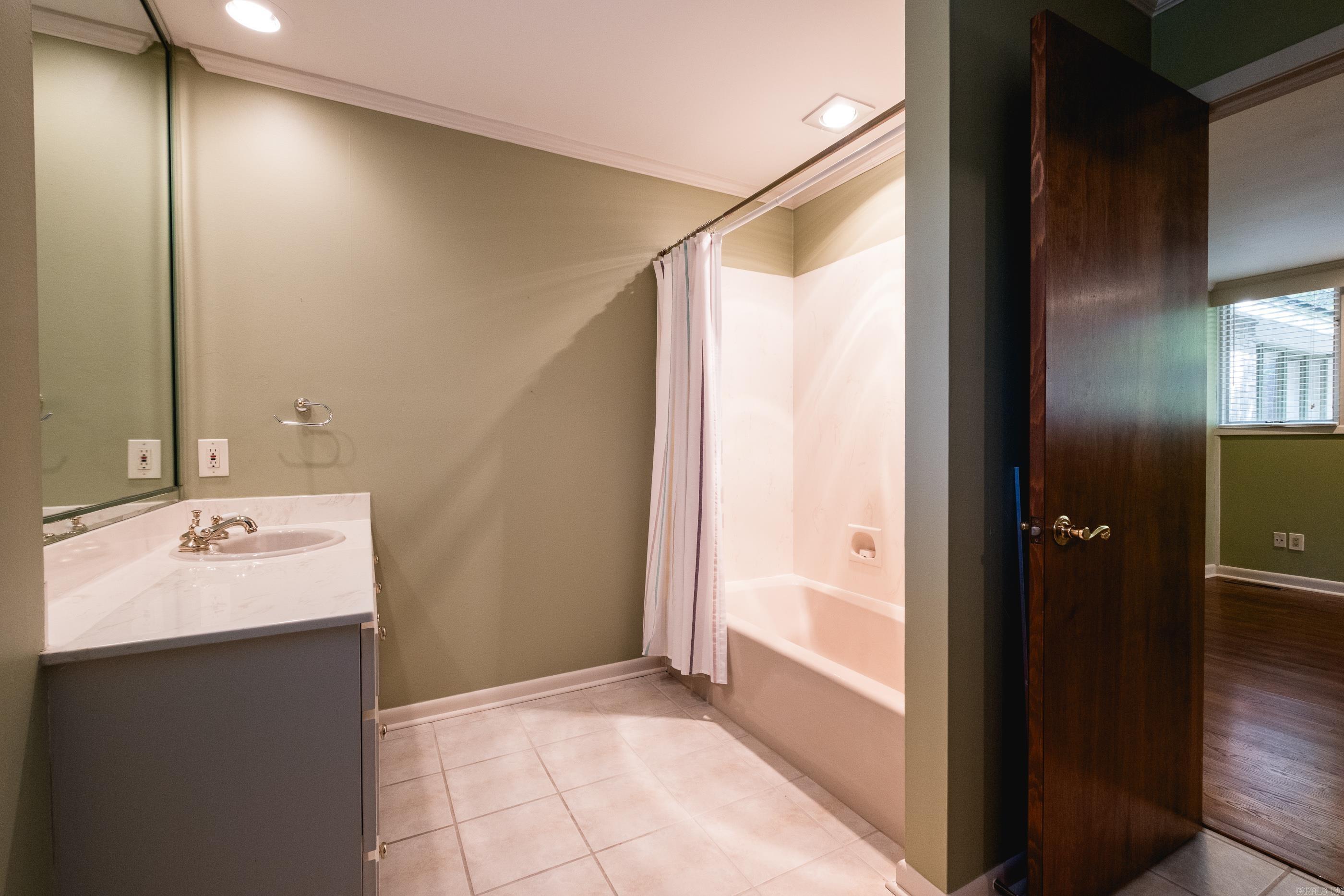 HICKORY HILLS HPR - Residential