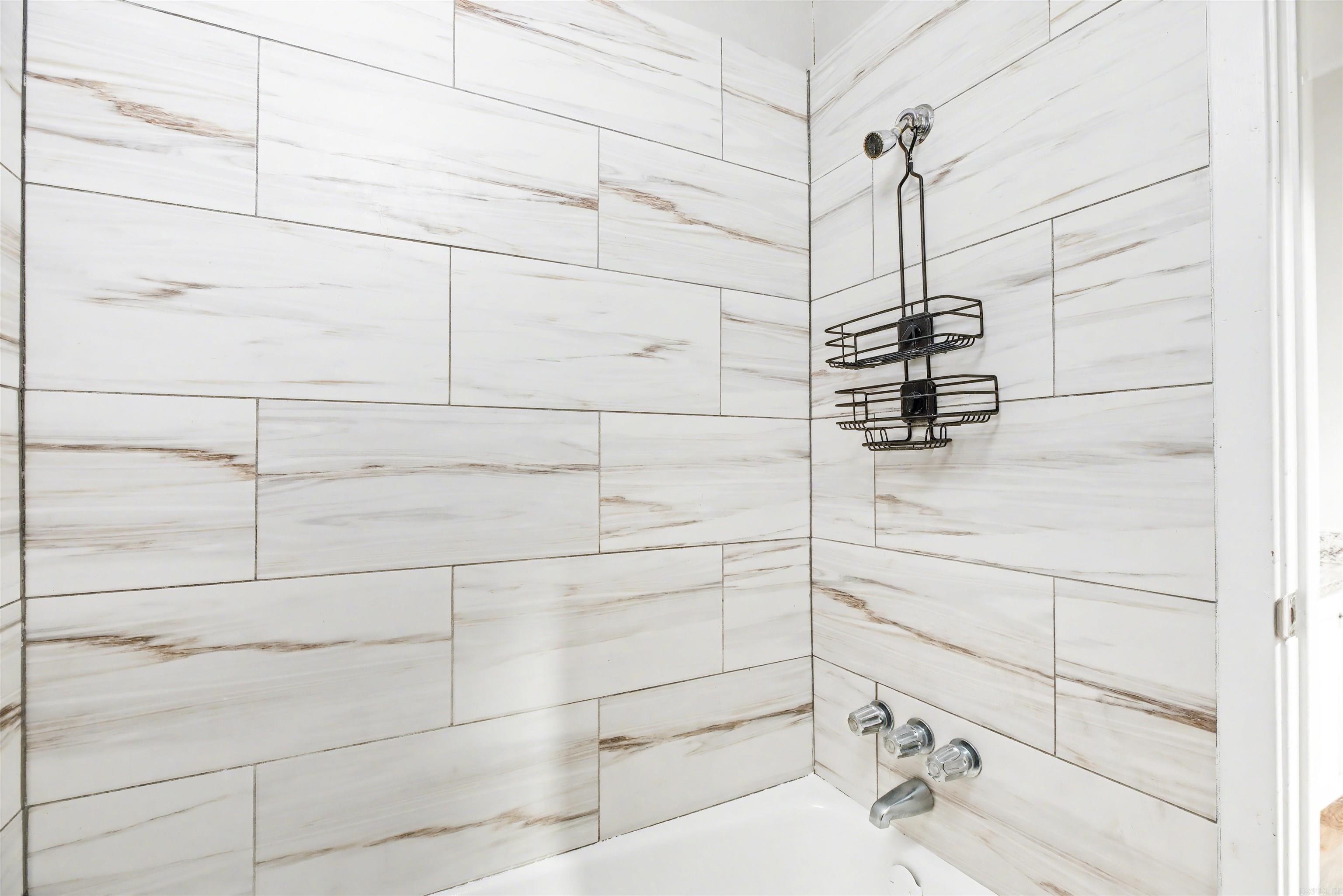 TOWN & COUNTRY ADD - Residential