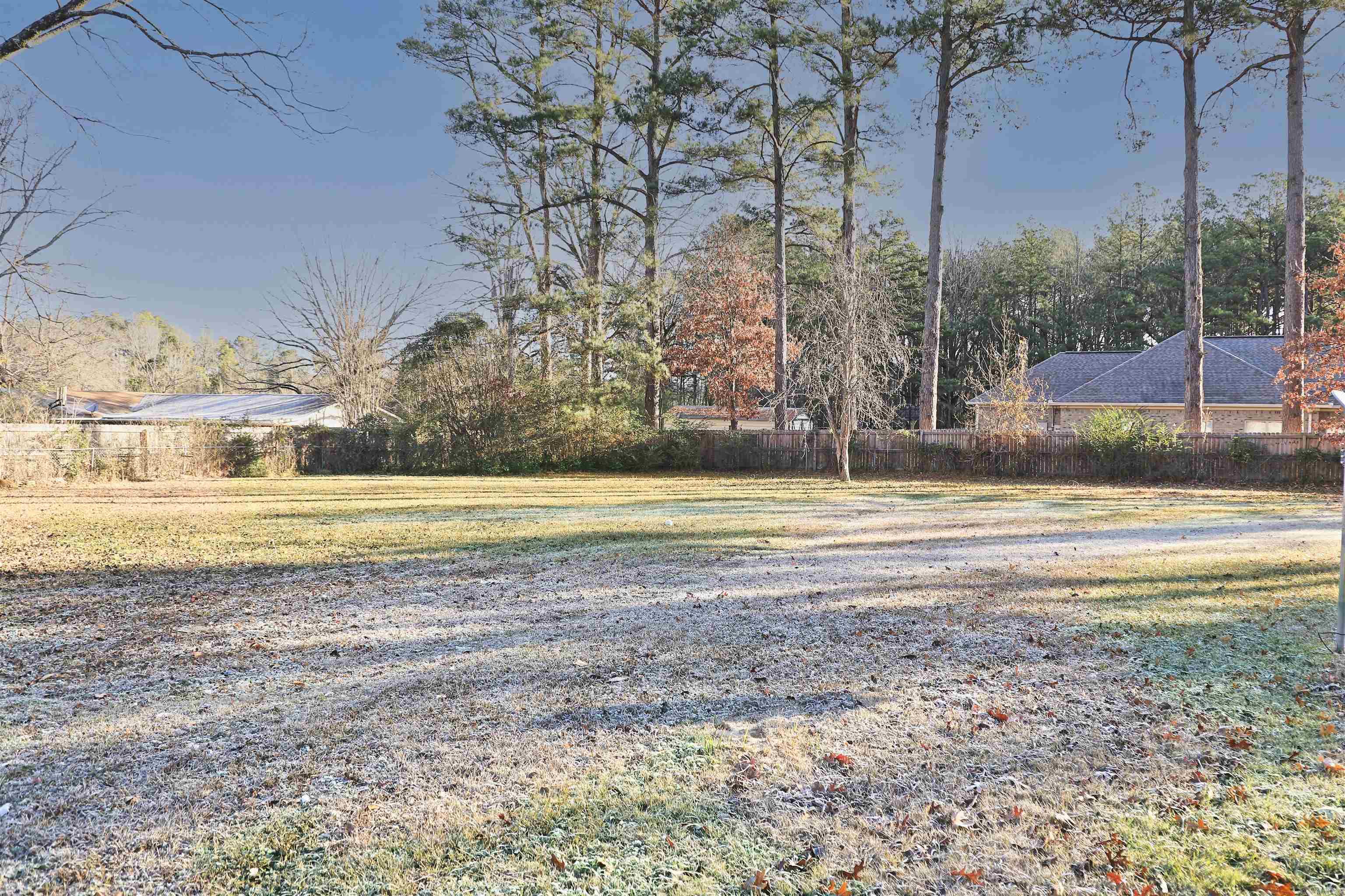 TOWN & COUNTRY ADD - Residential