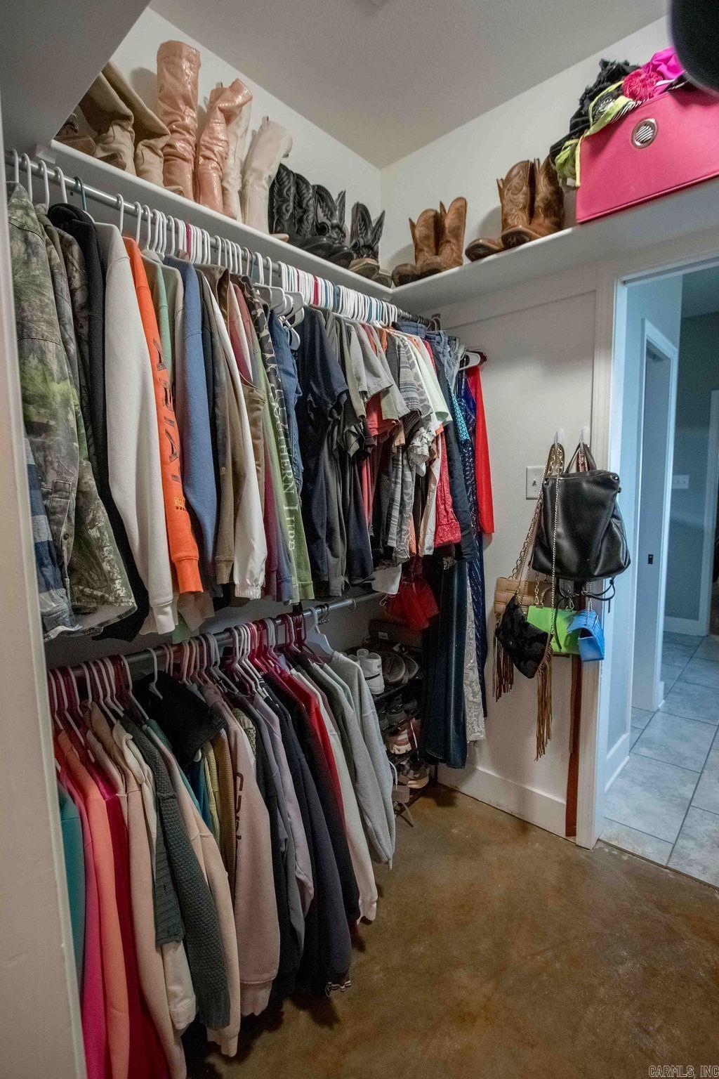 Crestwood Estates III - Residential