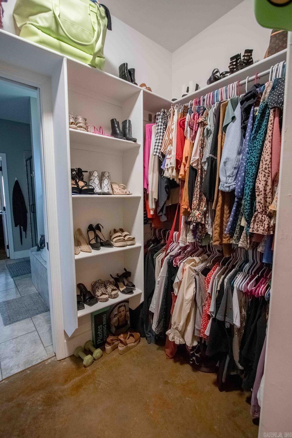 Crestwood Estates III - Residential