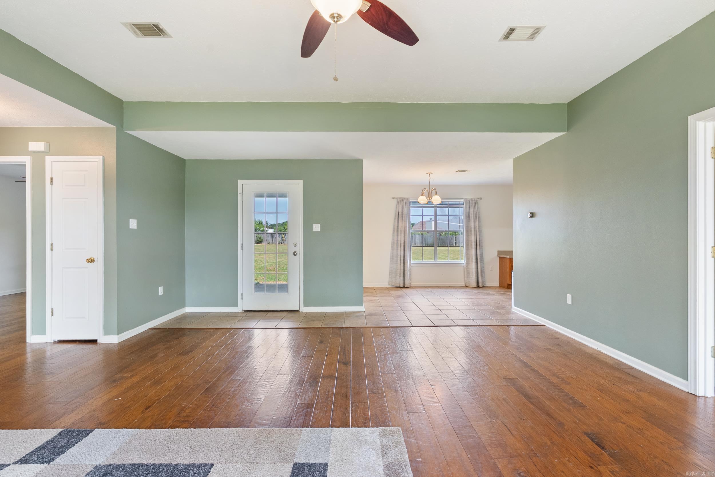 DOVE CREEK - Residential