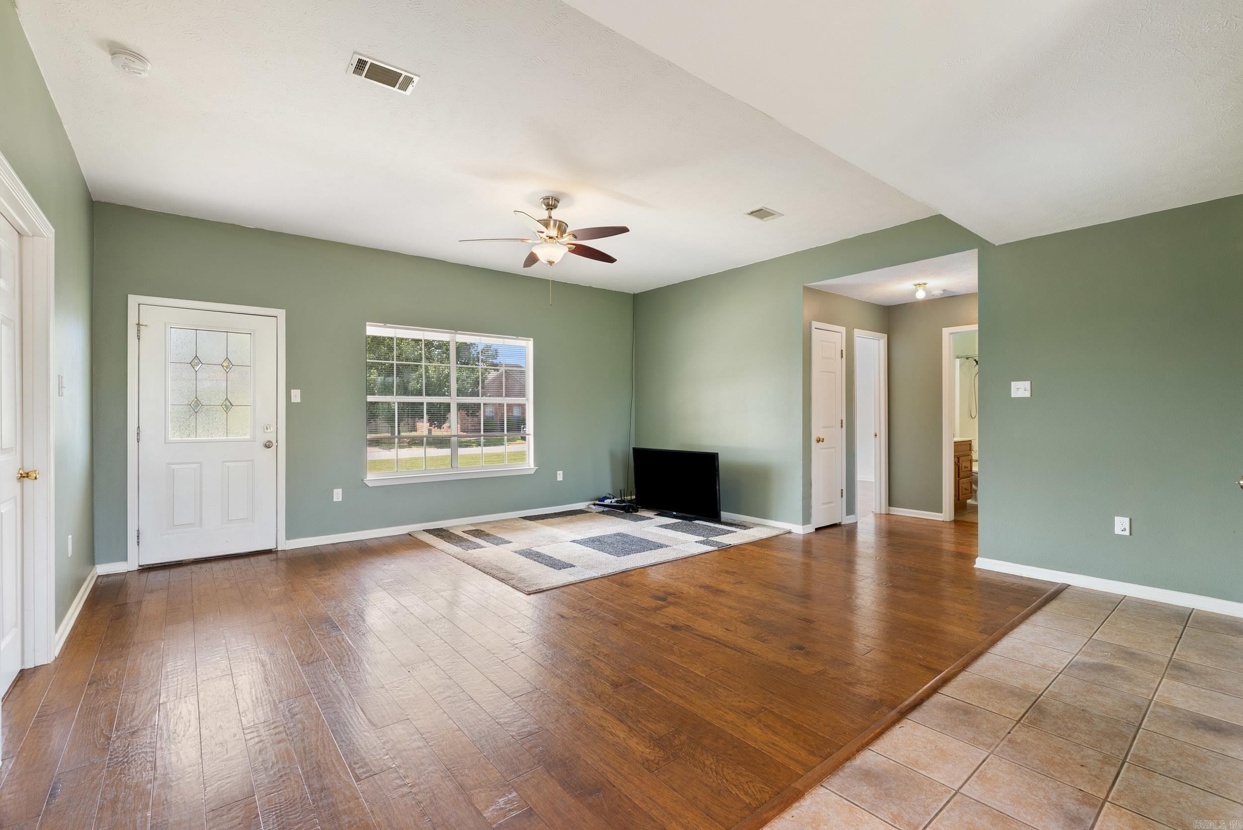 DOVE CREEK - Residential