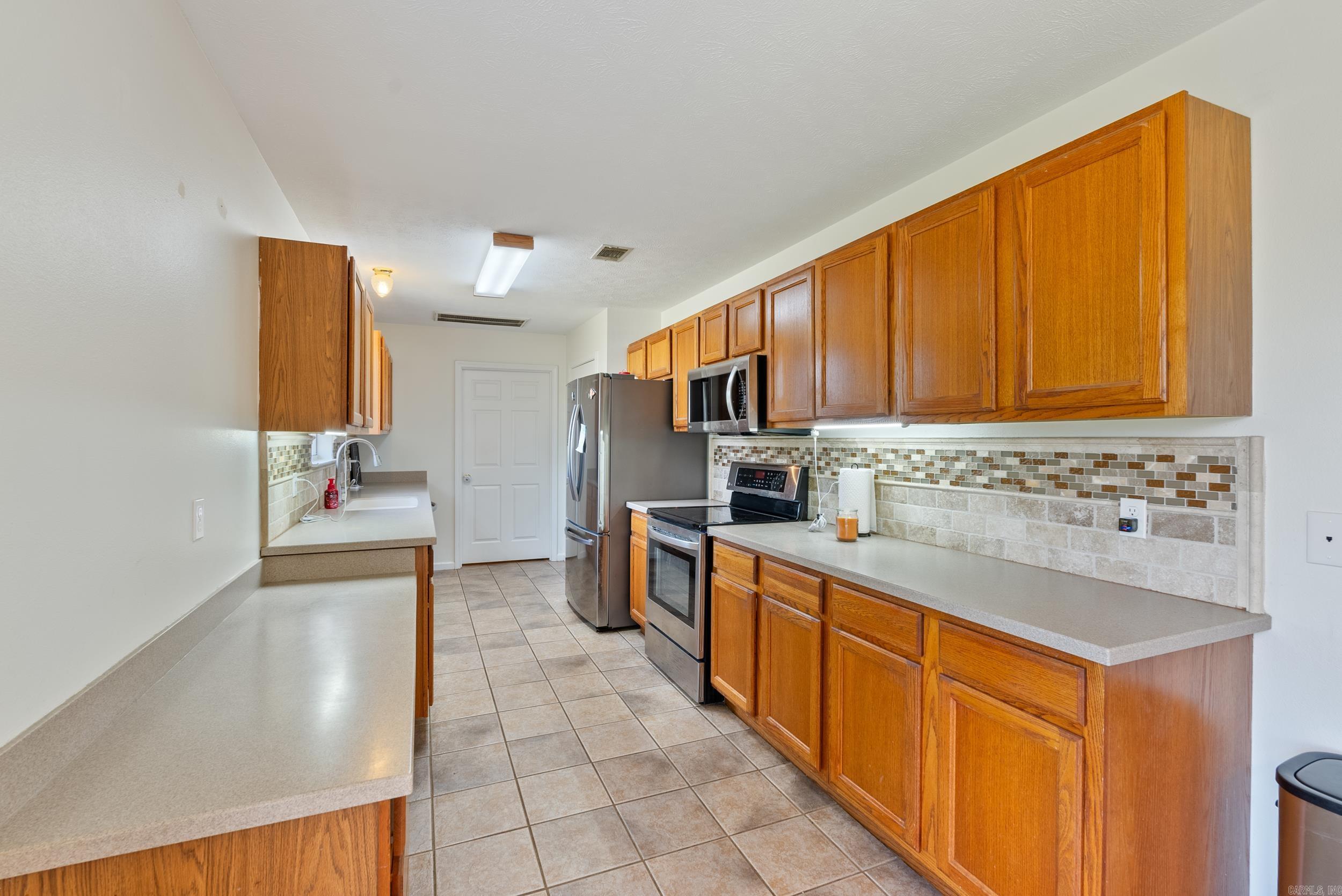 DOVE CREEK - Residential
