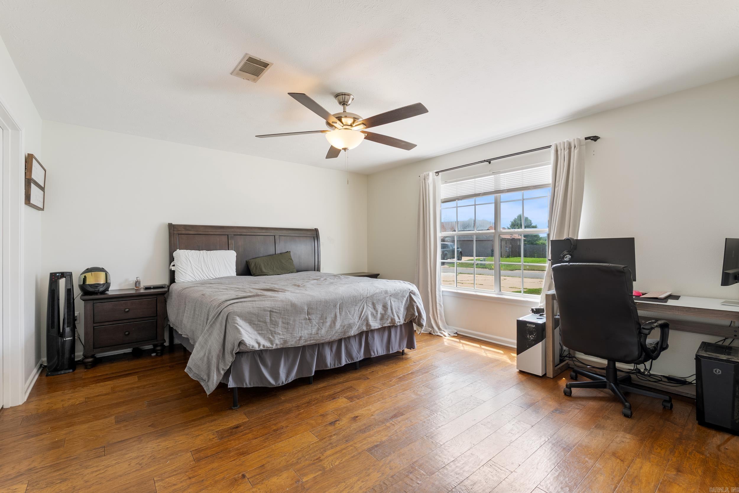 DOVE CREEK - Residential