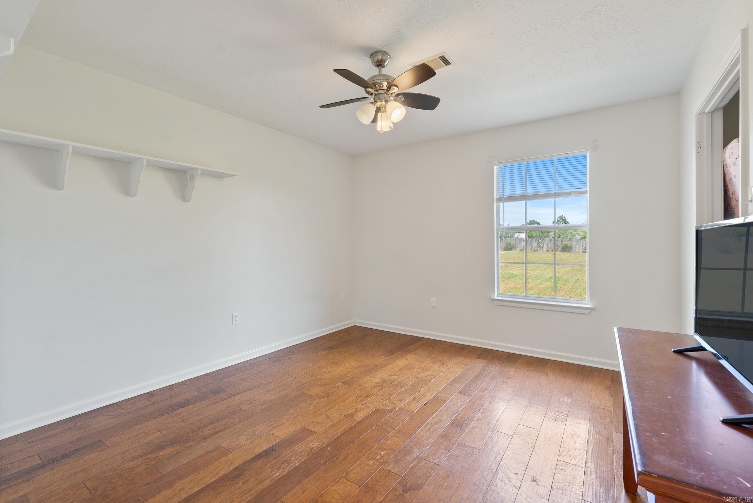 DOVE CREEK - Residential