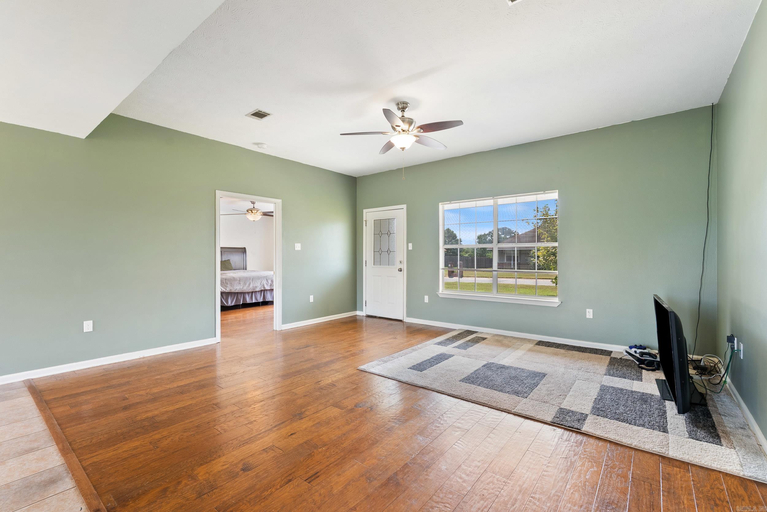 DOVE CREEK - Residential