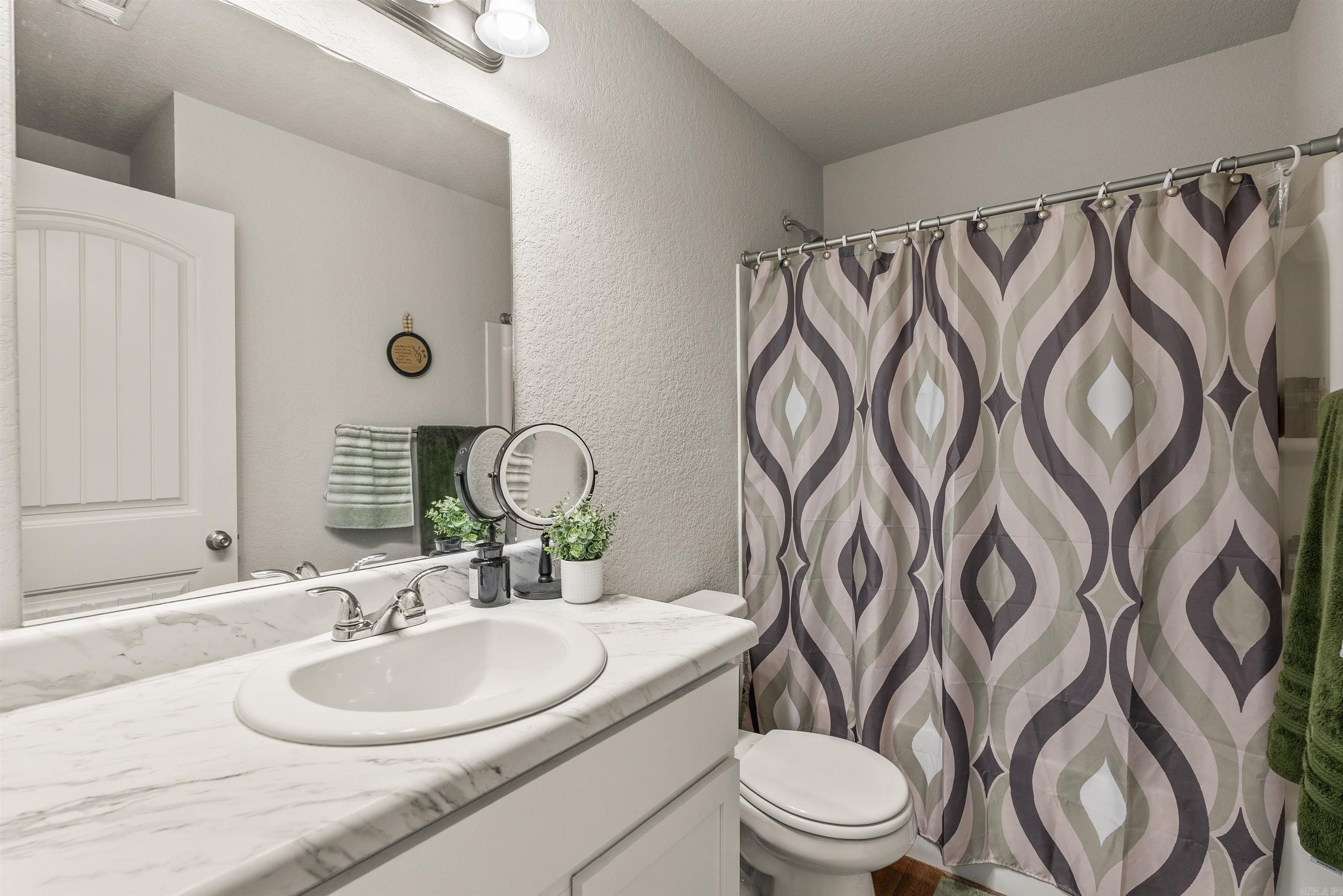 MUSEUM MEADOWS - Residential