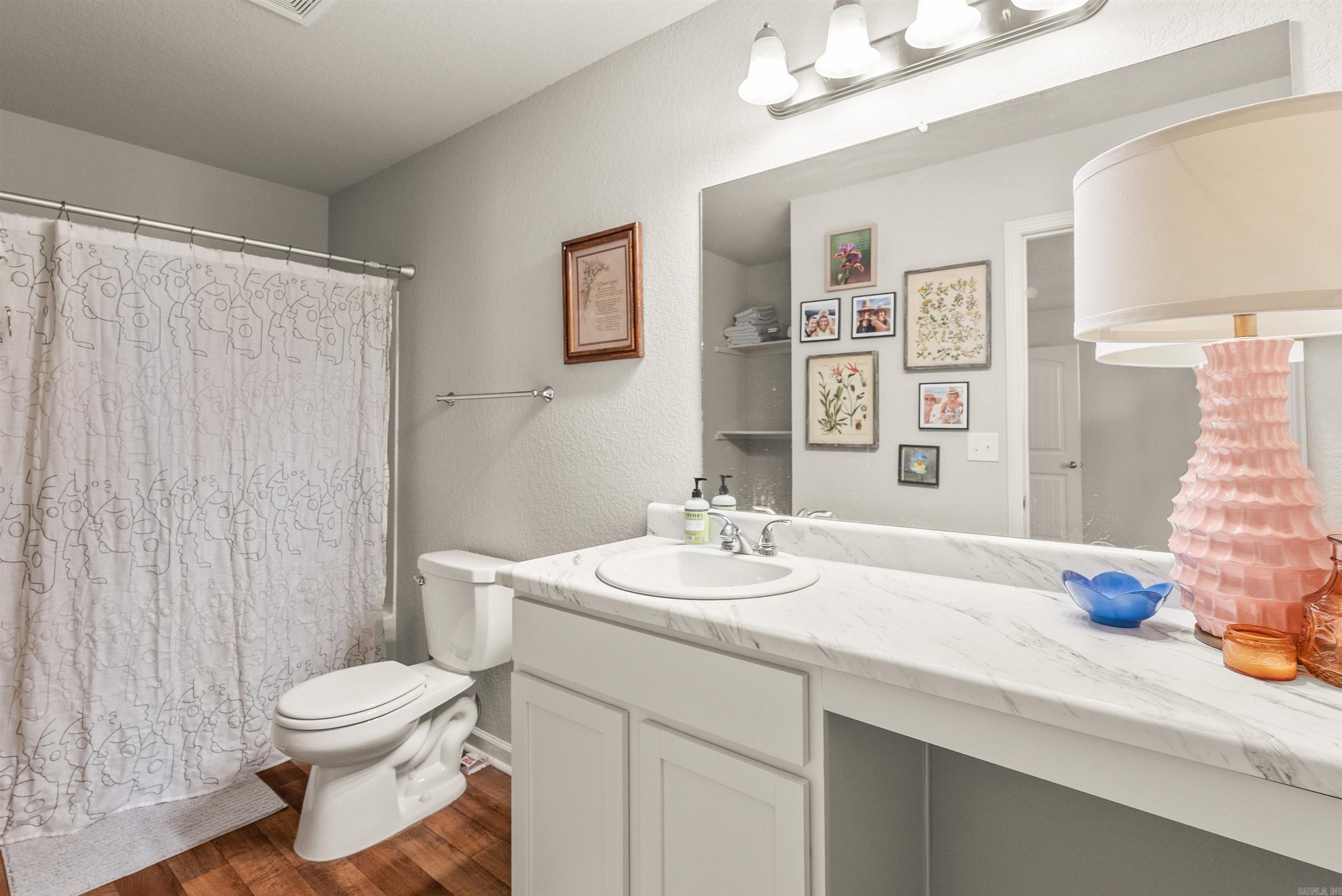 MUSEUM MEADOWS - Residential