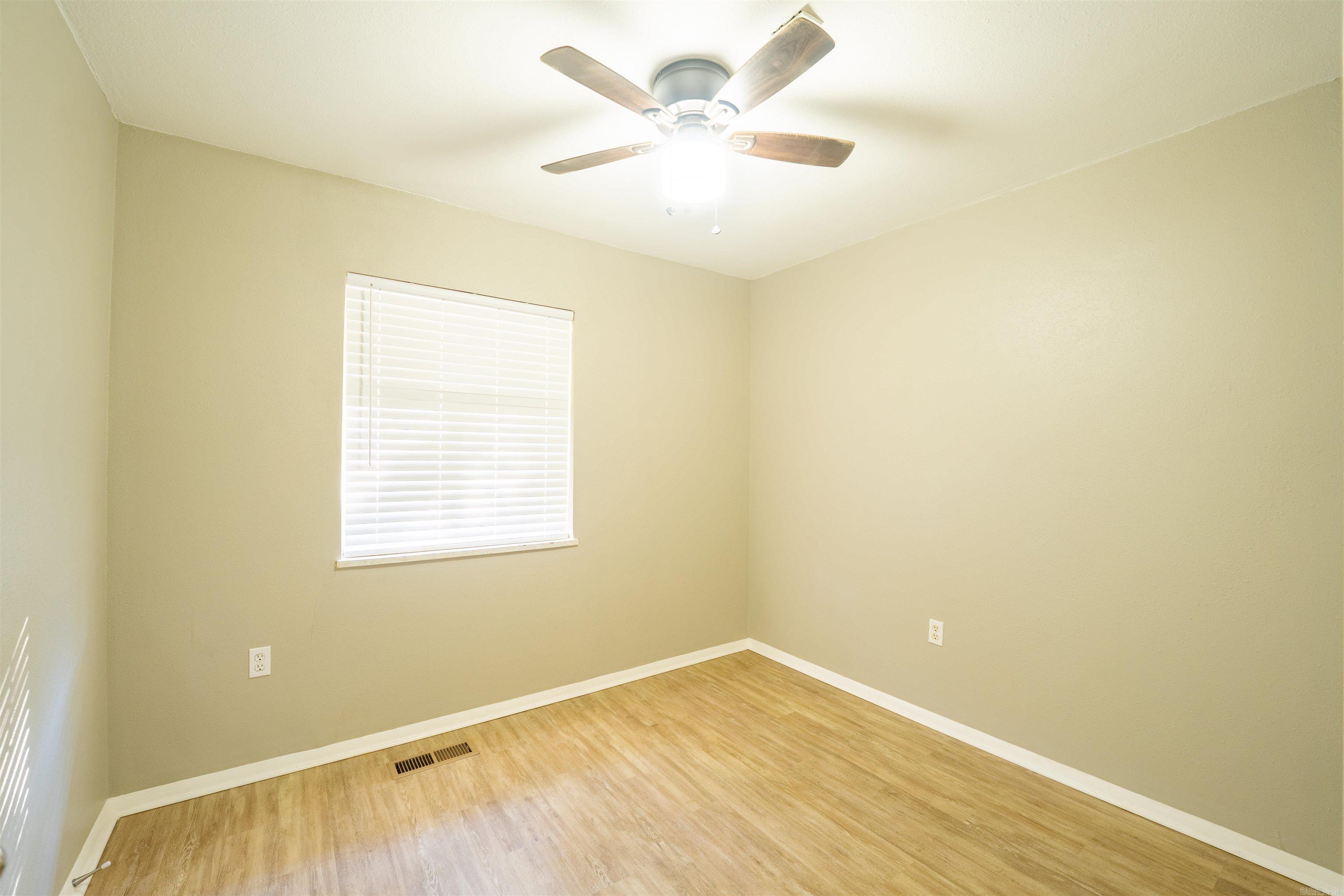 WATSON MANOR - Residential