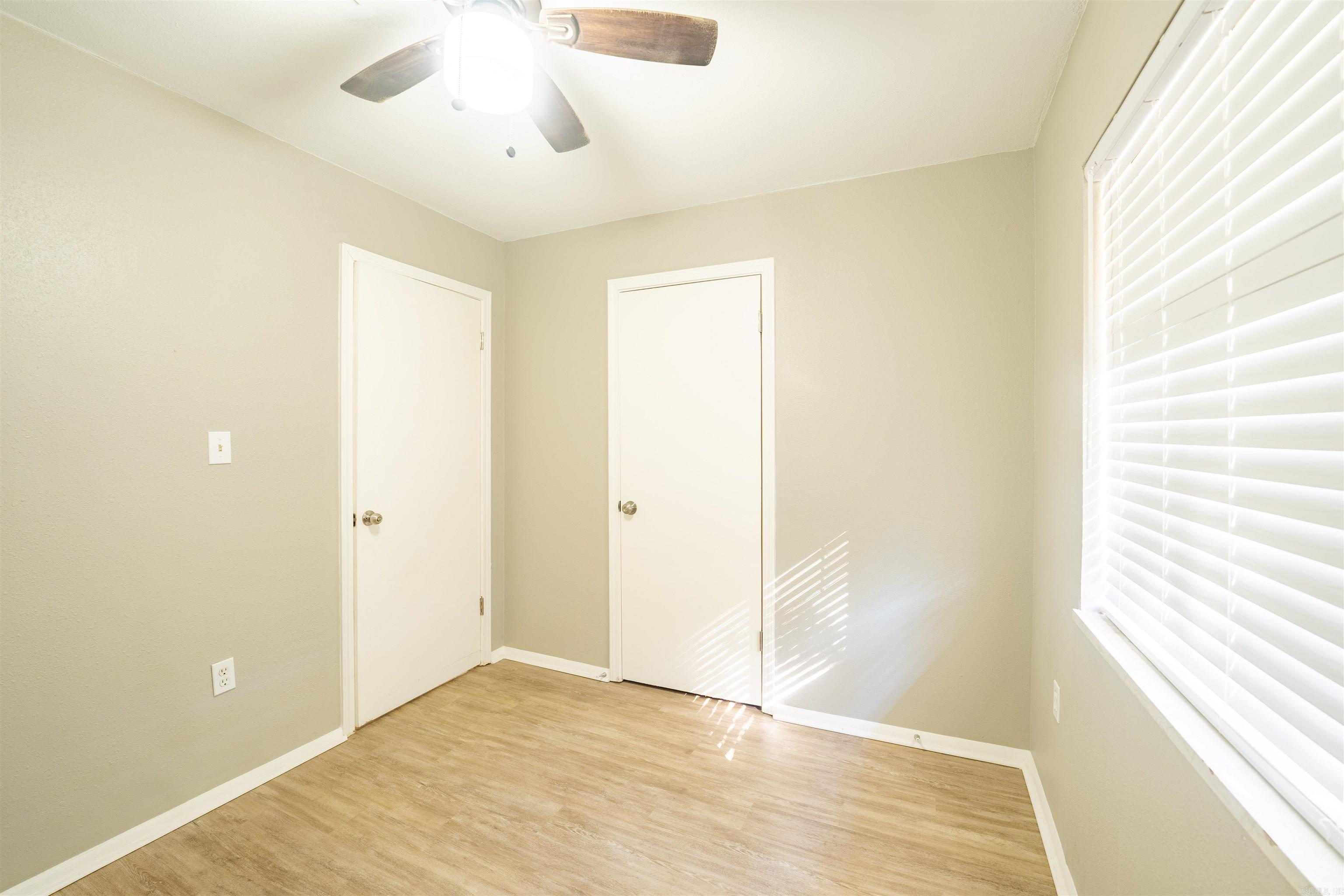 WATSON MANOR - Residential