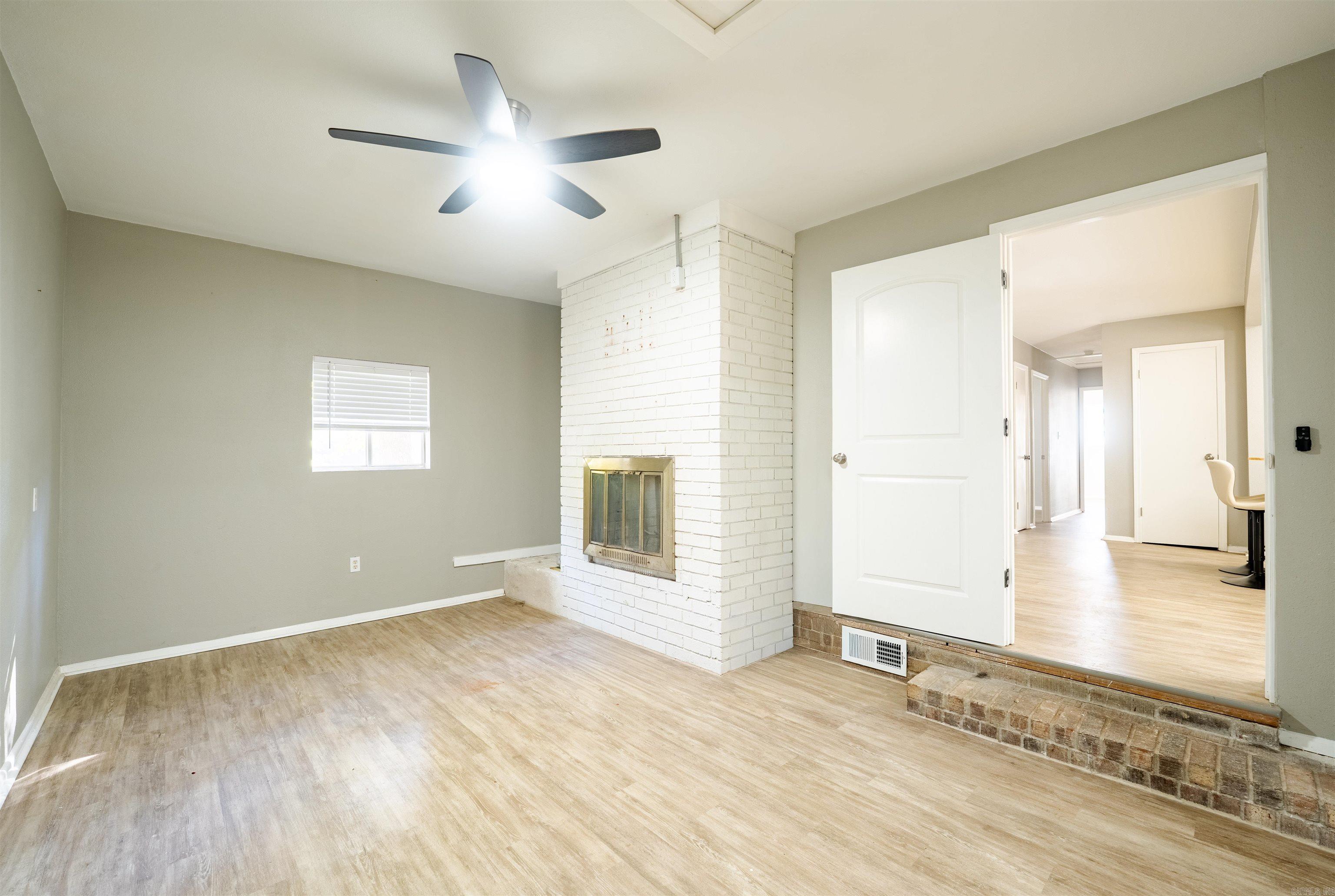 WATSON MANOR - Residential