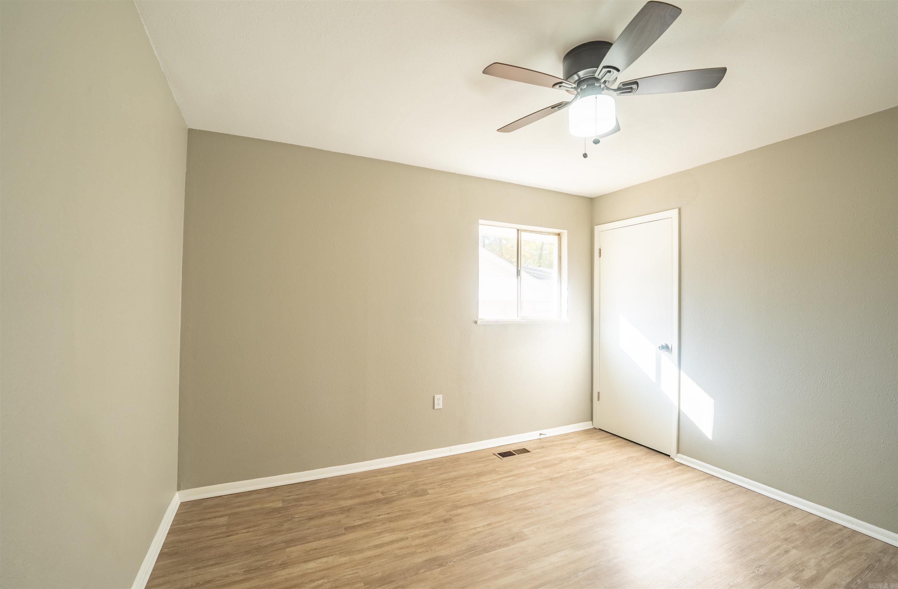 WATSON MANOR - Residential