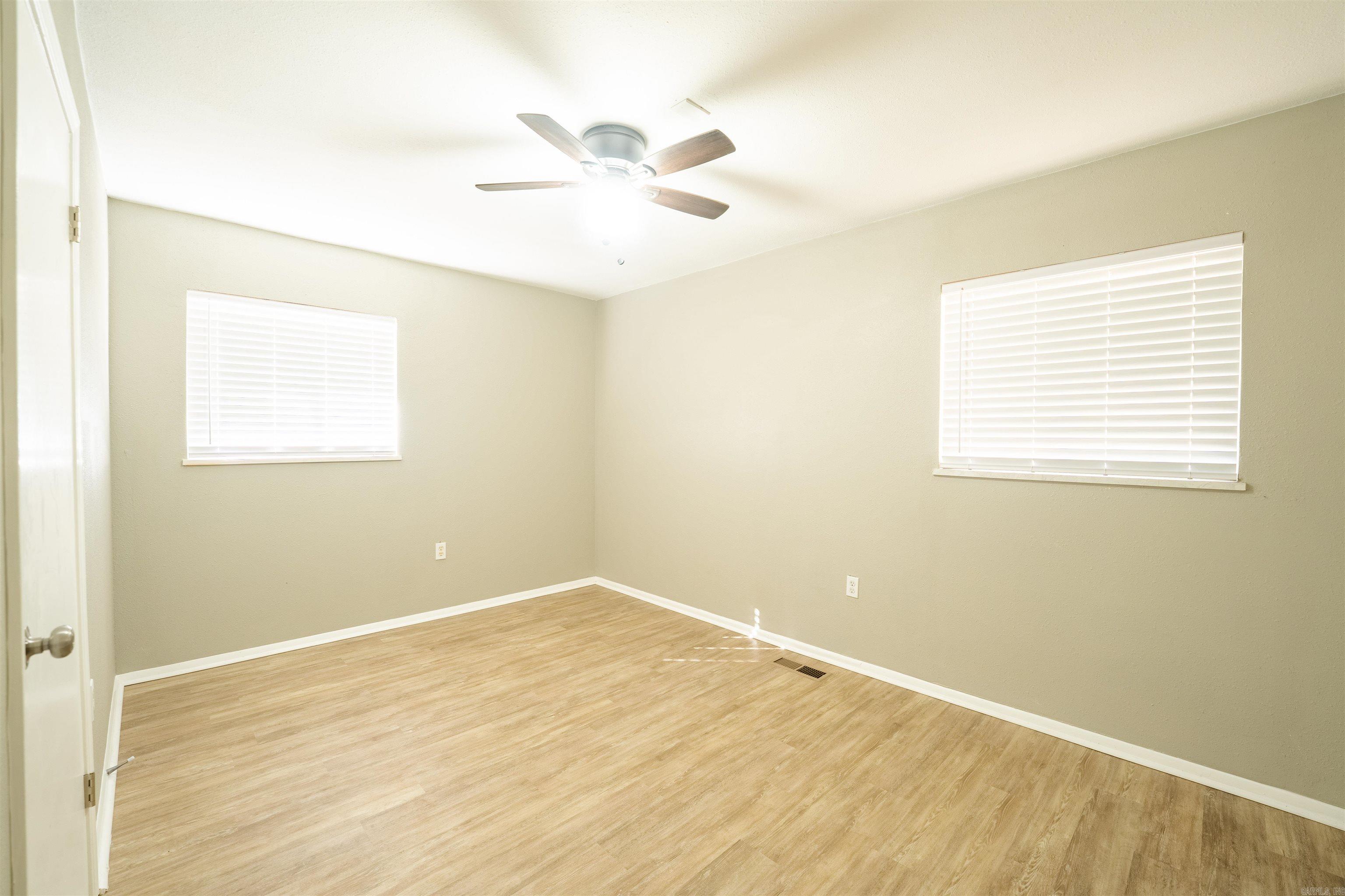 WATSON MANOR - Residential