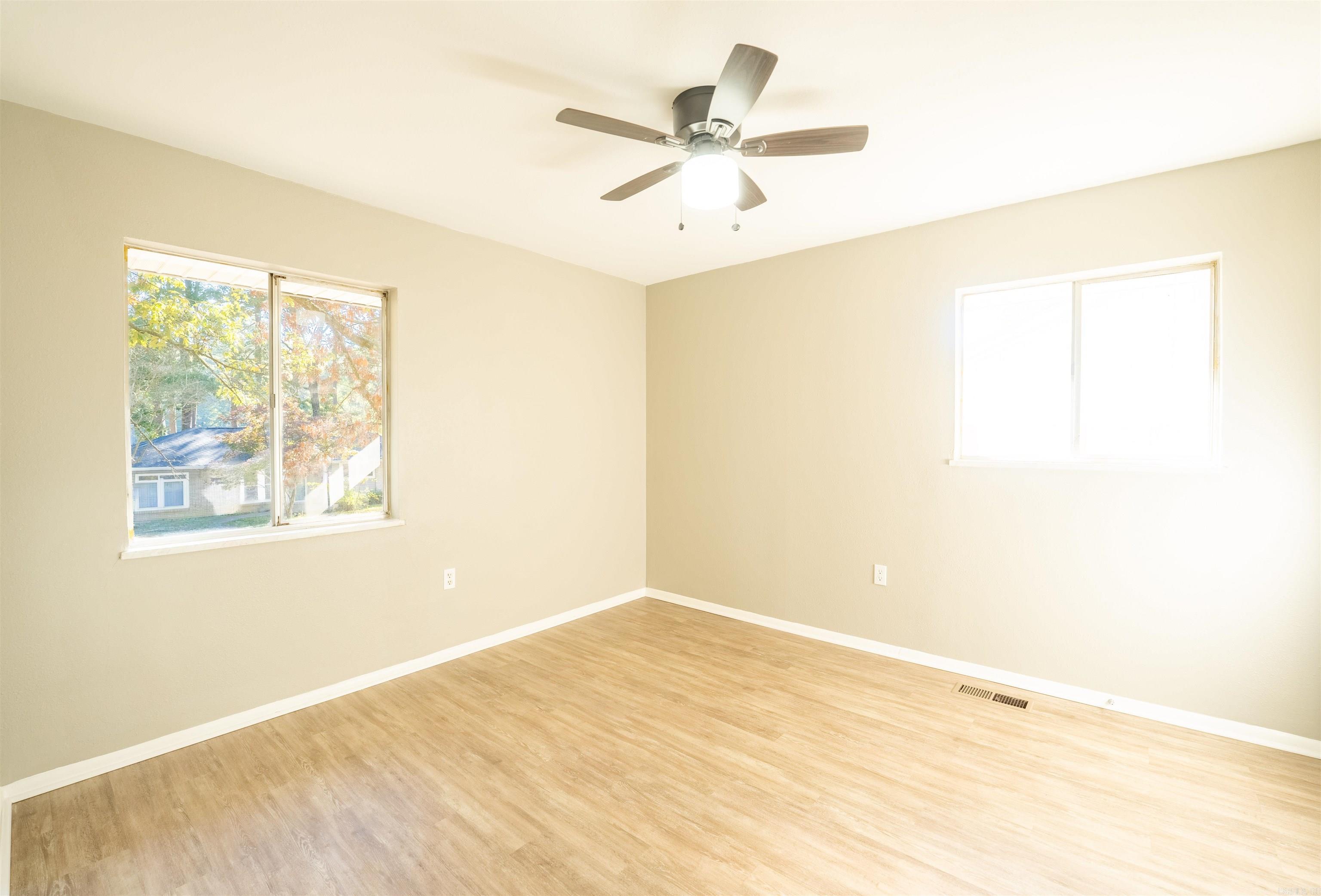 WATSON MANOR - Residential