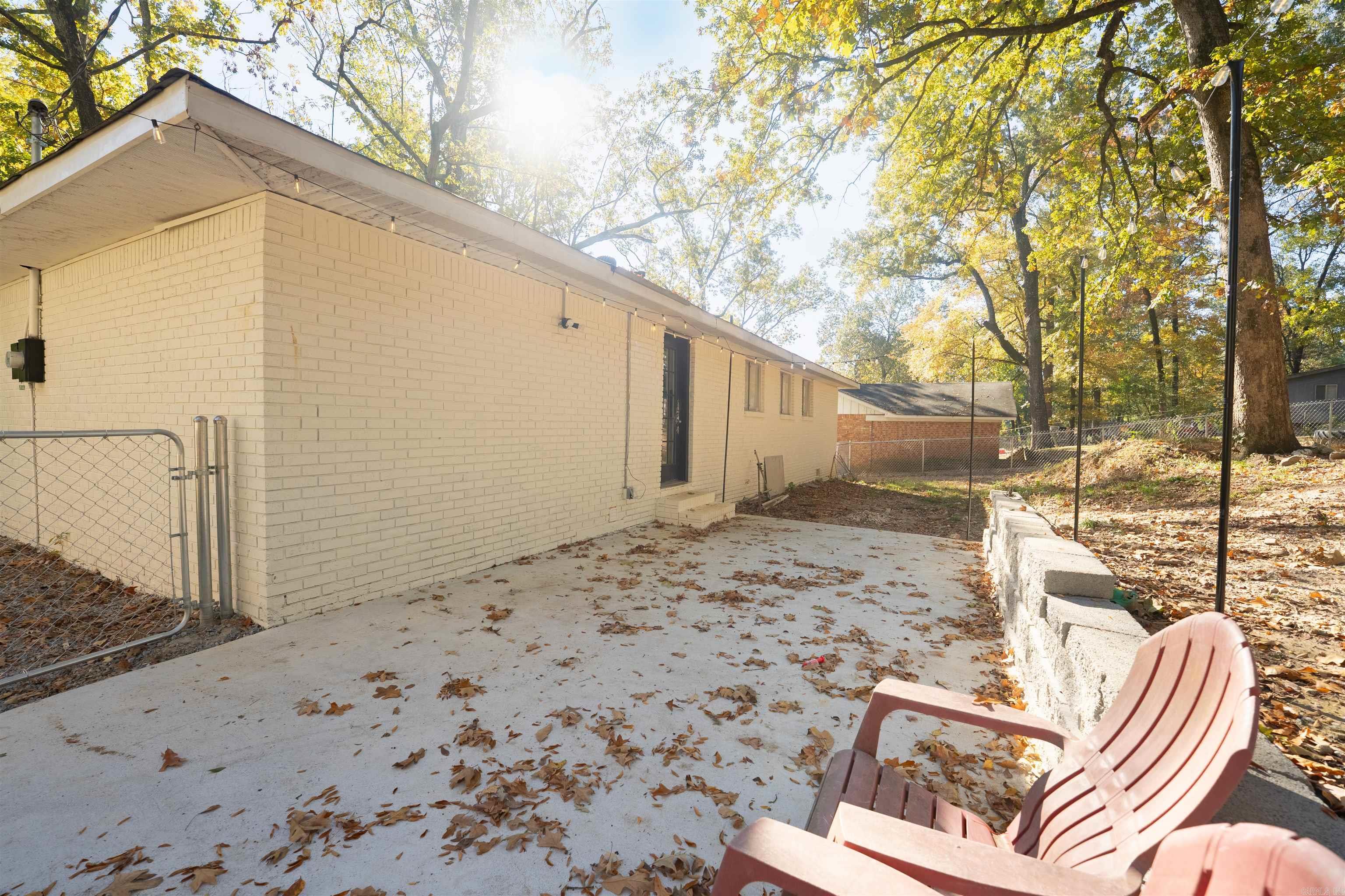 WATSON MANOR - Residential