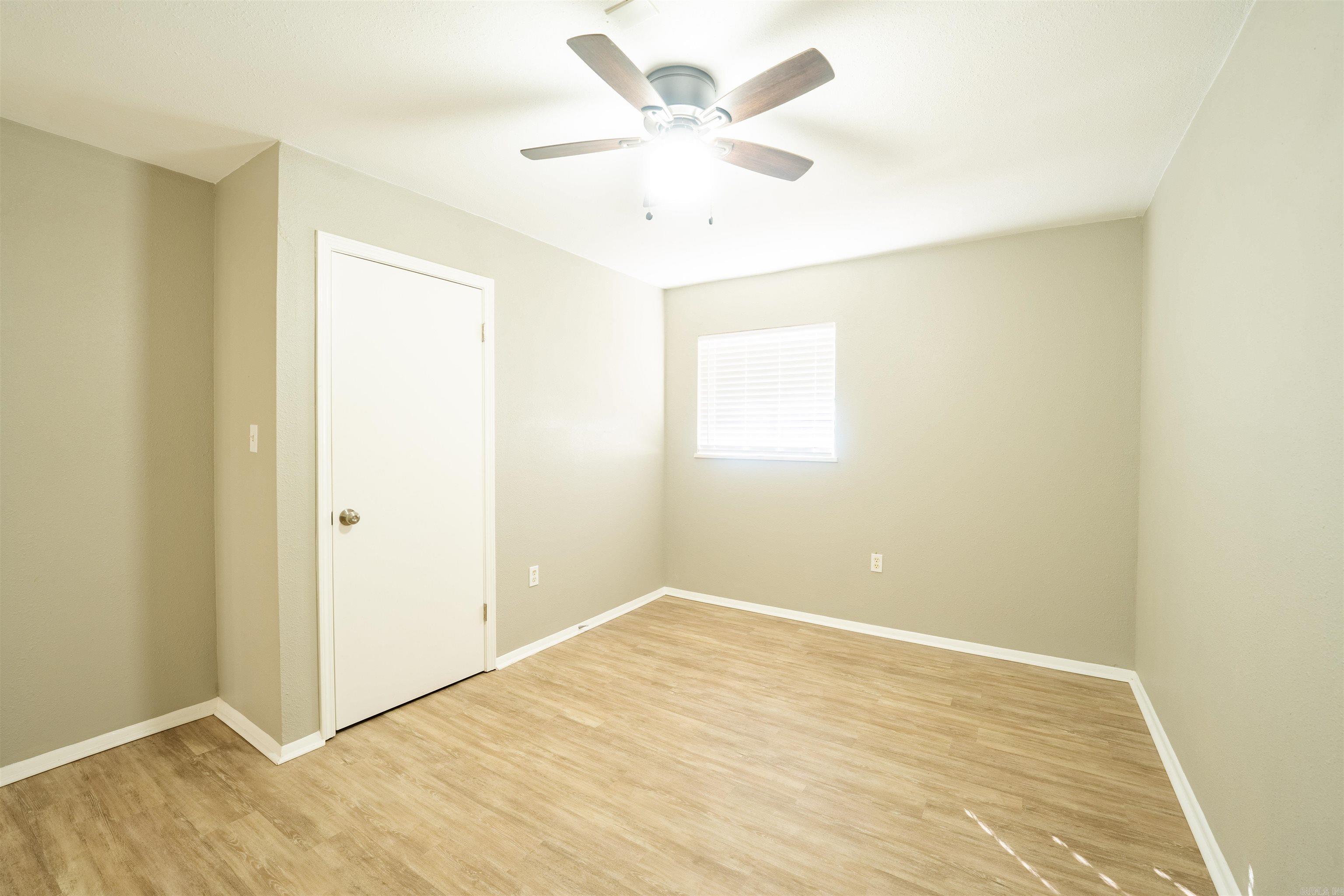 WATSON MANOR - Residential