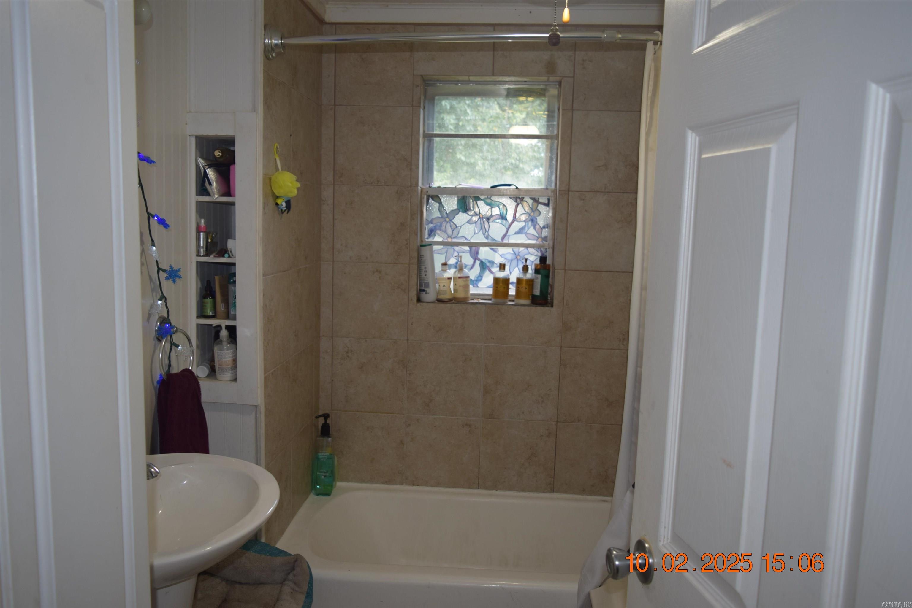 PRINGLE - Residential