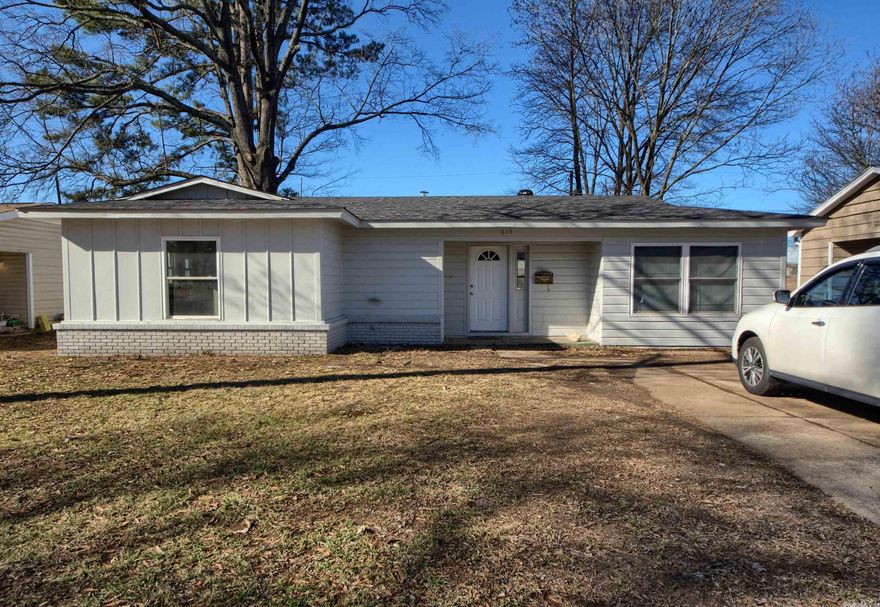 Beautifully remodeled home with LOADS of space!! This 4 bedroom, 1.5 bath home checks all of the boxes. Enjoy a huge fenced back yard, new flooring, windows, roof, fixtures, paint and more! 2 huge living areas on either side of the kitchen, master suite with double closets, large laundry room with extra storage, refinished wood floors as well as laminate. Close to schools and shopping. Don't miss this one!