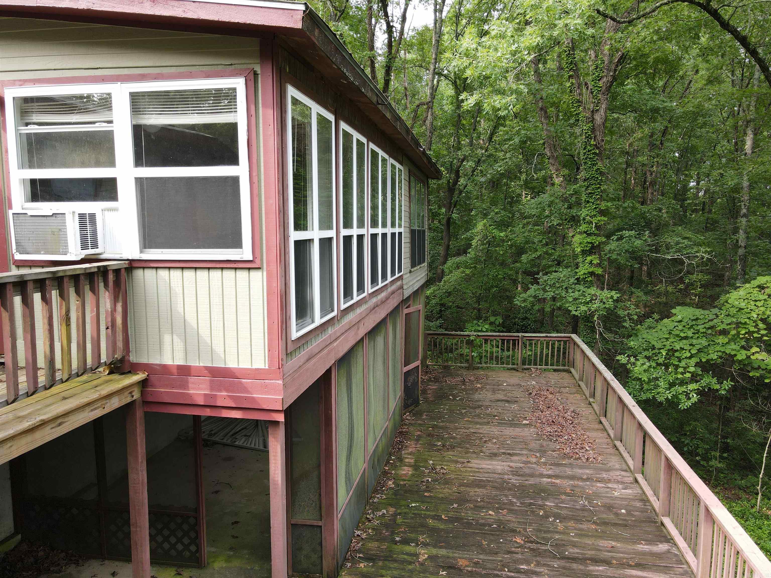 Hillcrest Woods - Residential