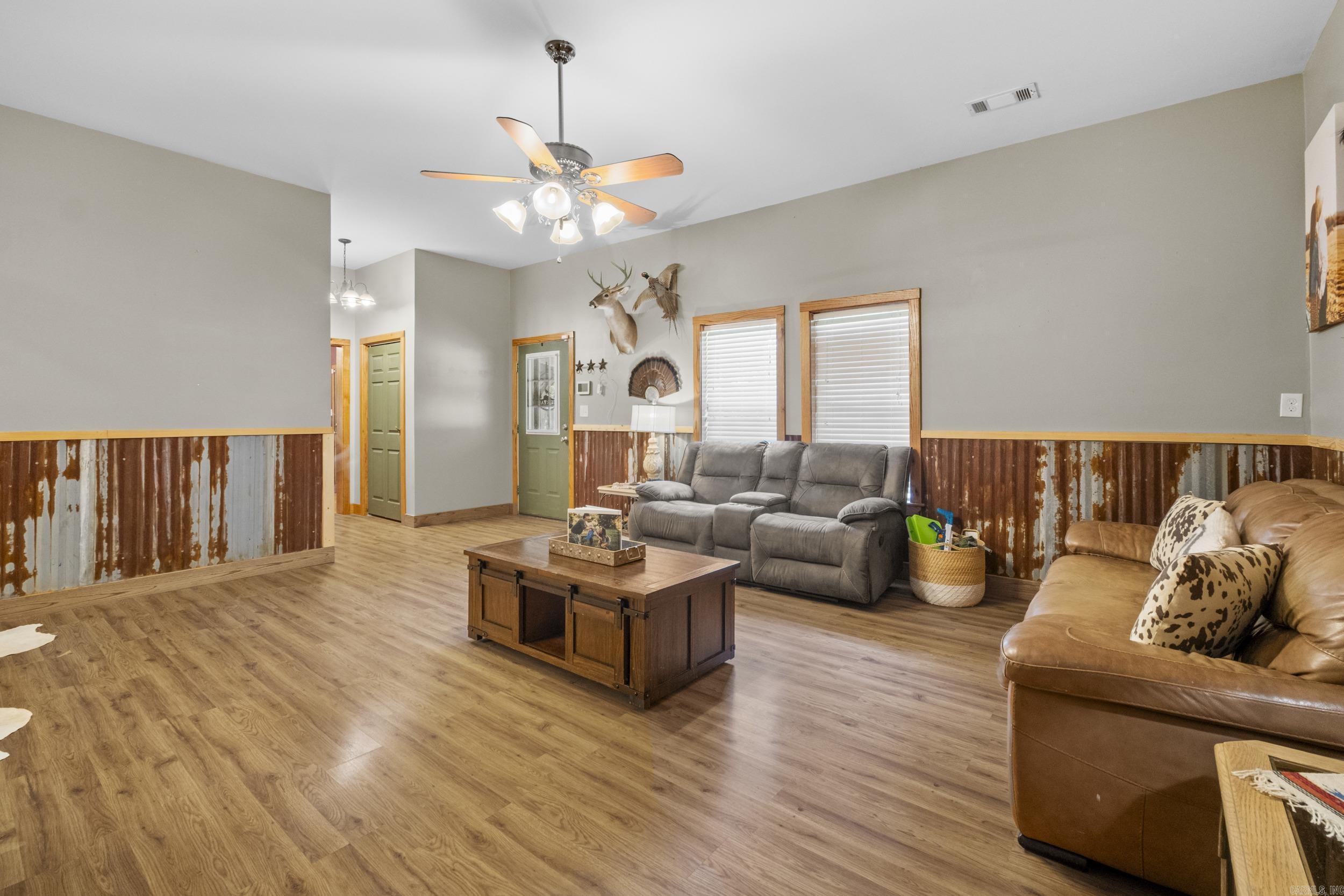 Metes & Bounds - Residential