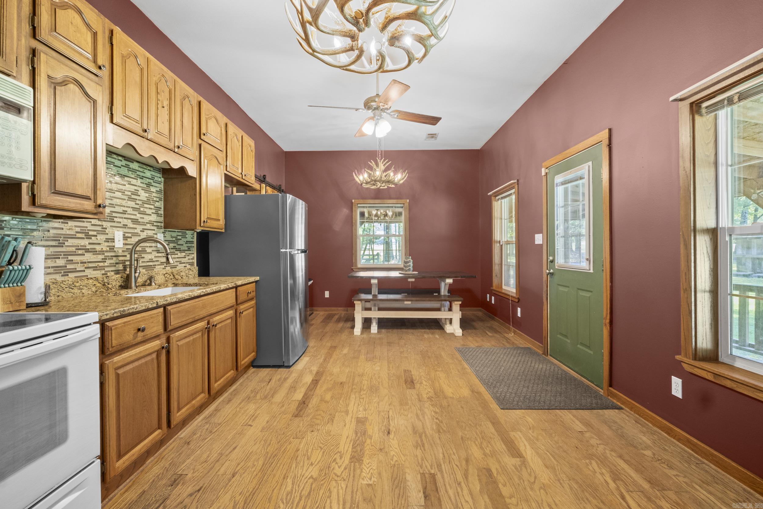 Metes & Bounds - Residential