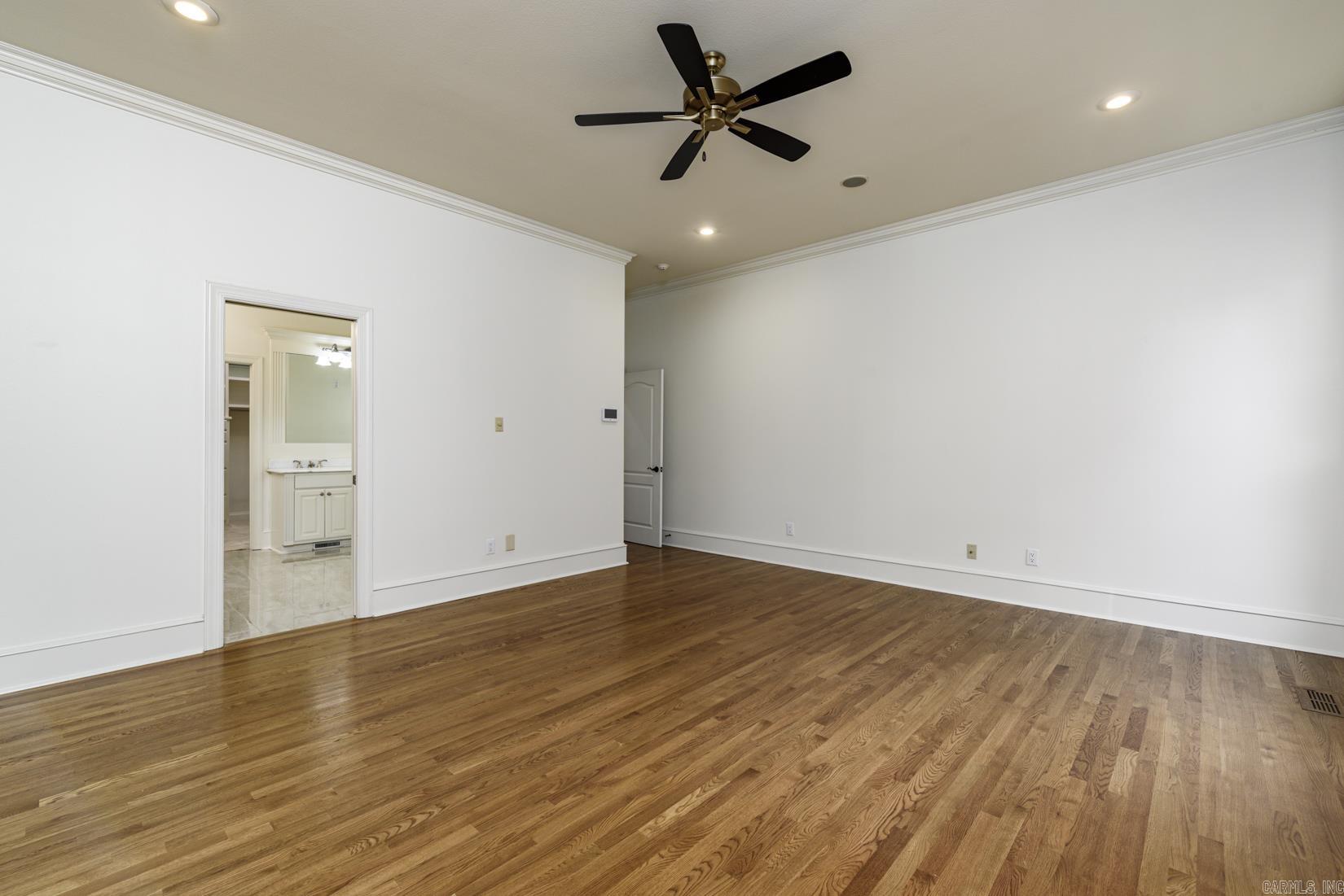 CHENAL VALLEY THE OAKS - Residential