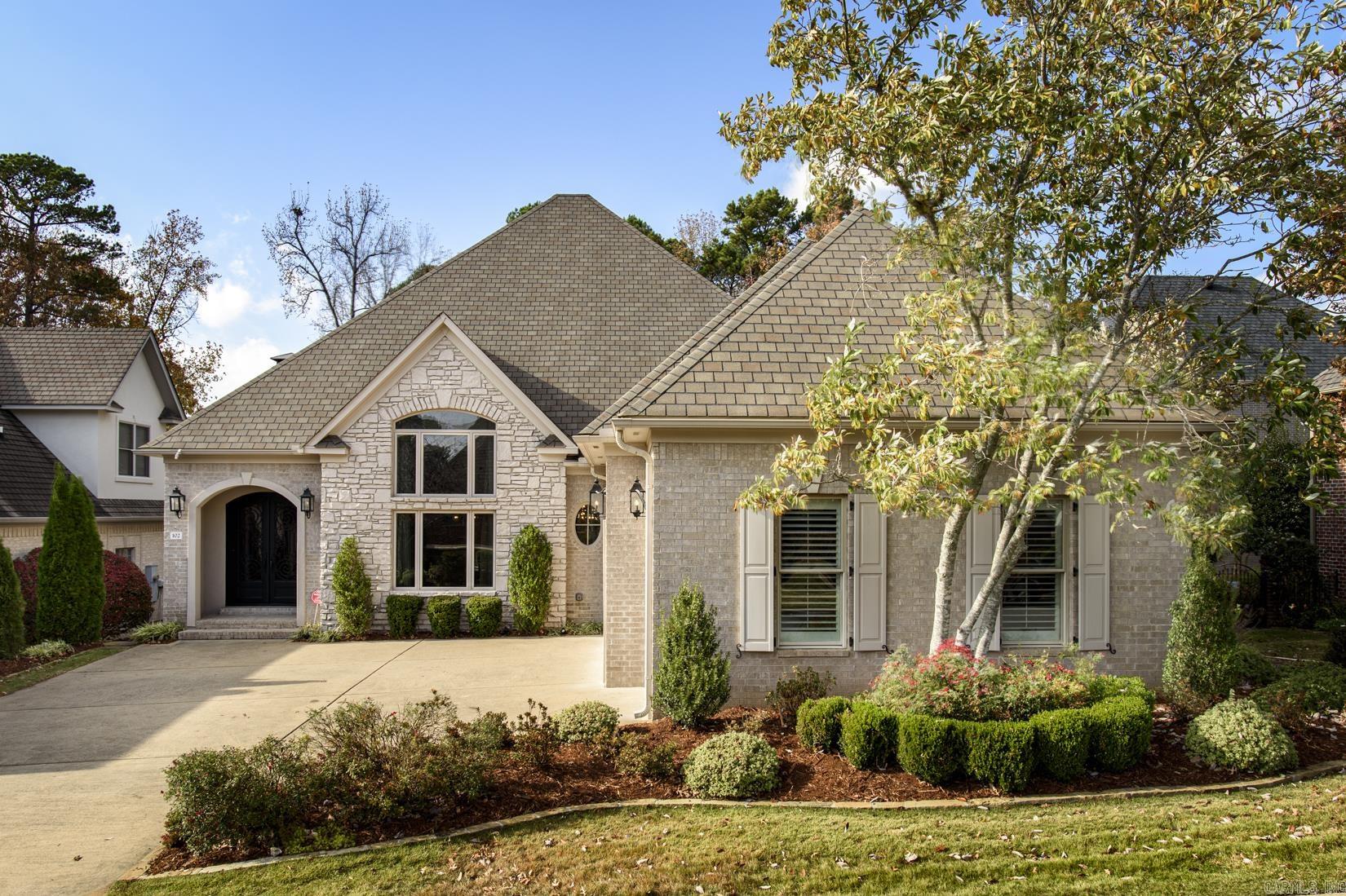 CHENAL VALLEY THE OAKS - Residential